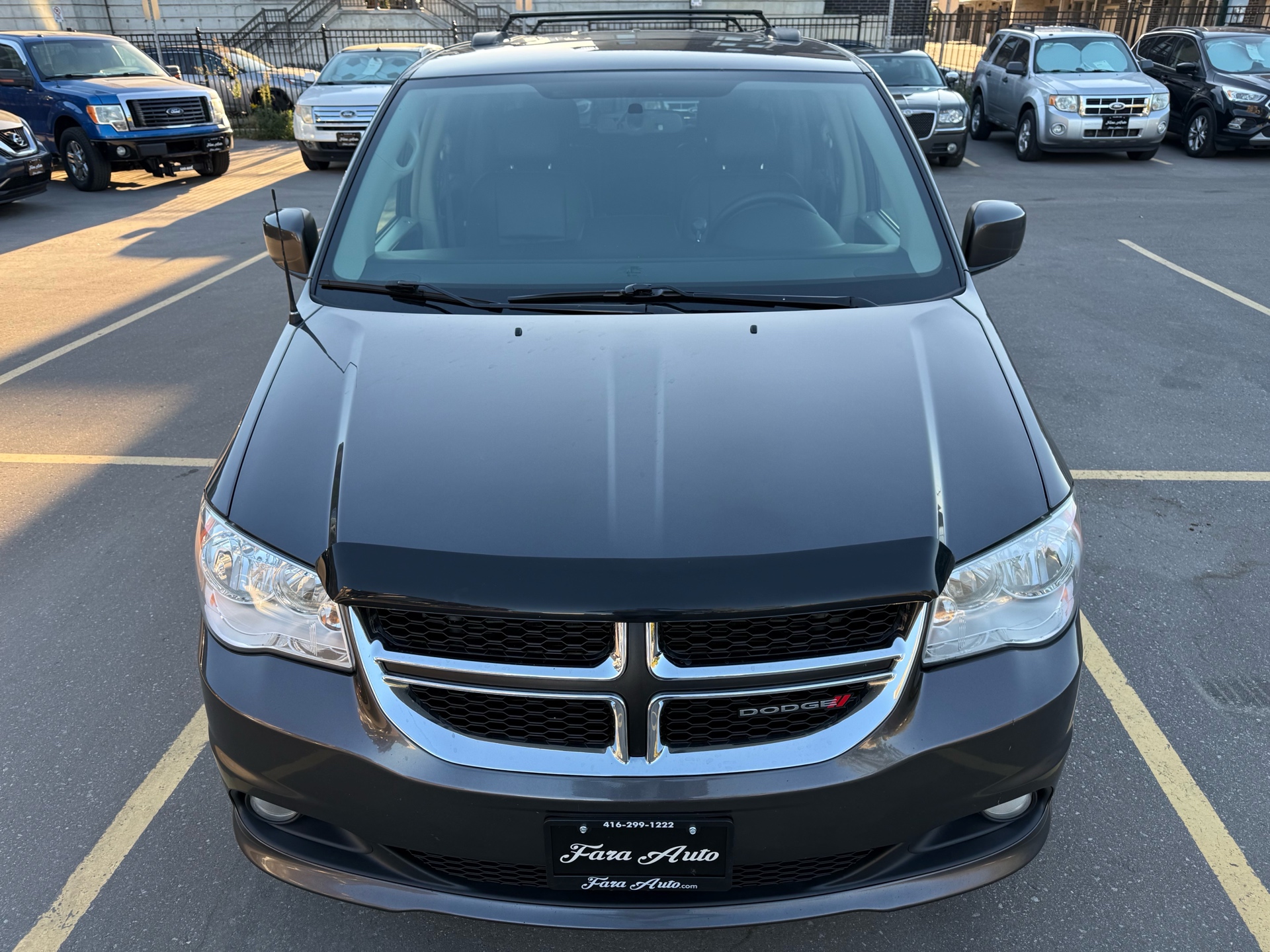 /carage/2016-Dodge-GrandCaravan-4552037354032743.jpg
