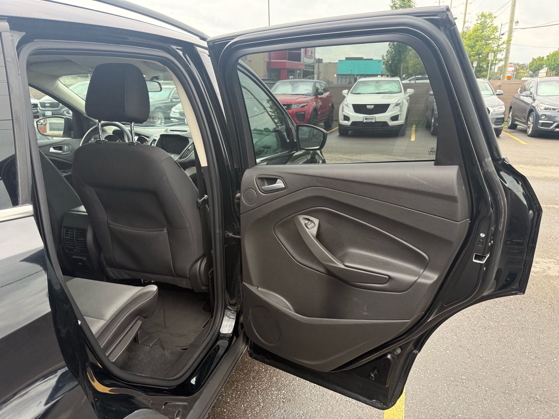 /carage/2016-Ford-Escape-5313196751815183.jpg