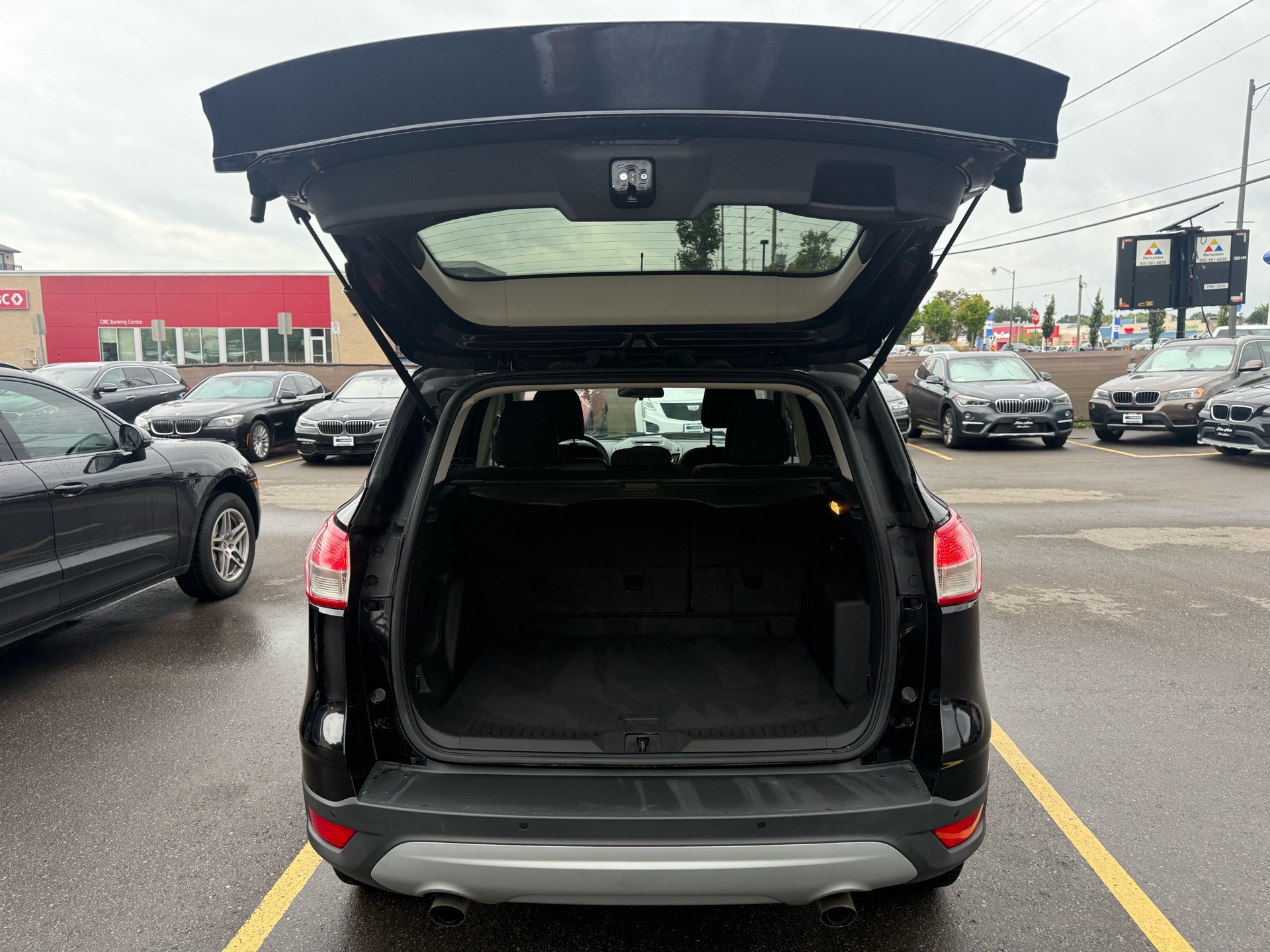 /carage/2016-Ford-Escape-8867855233861388.jpg