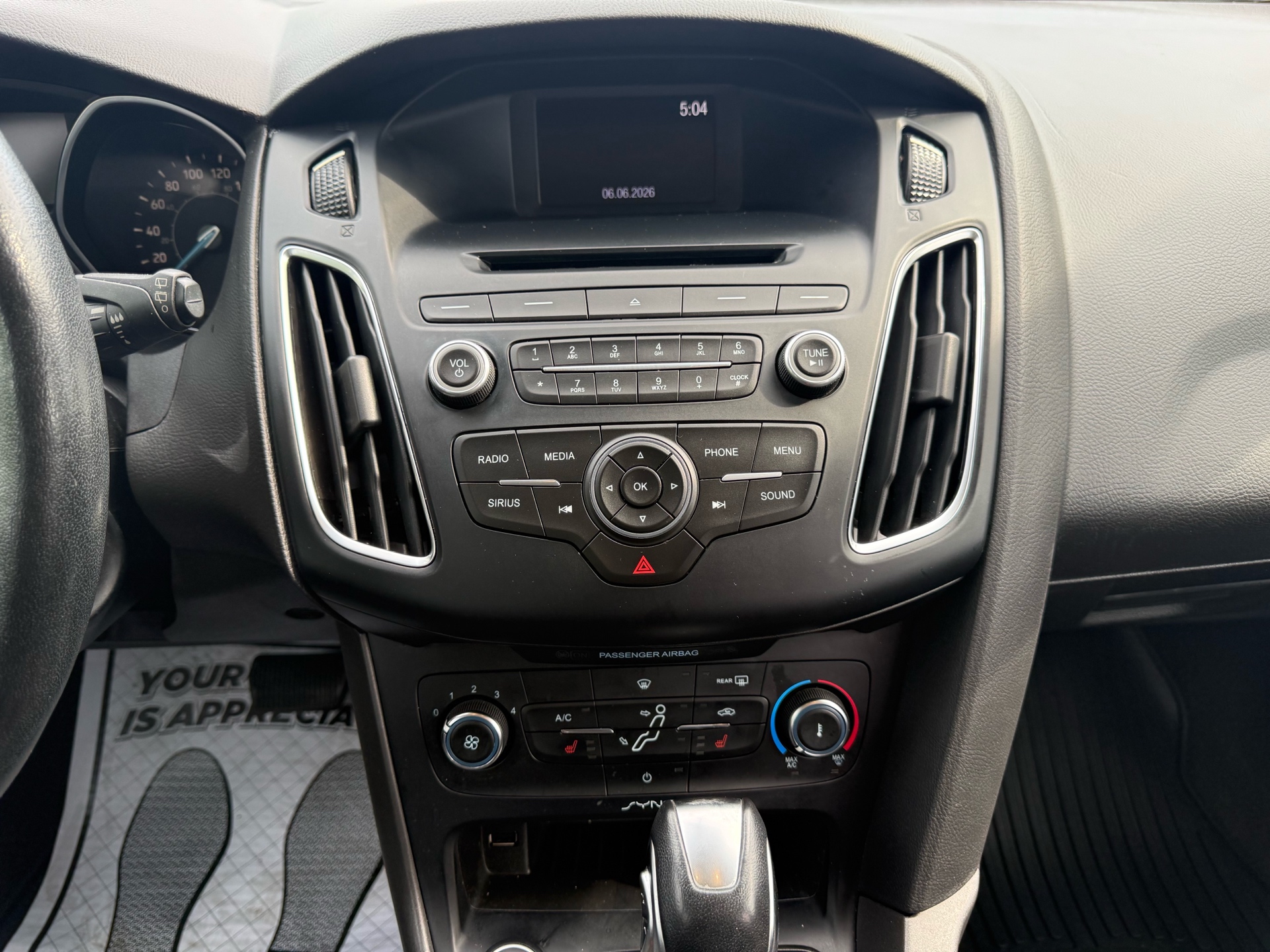 /carage/2016-Ford-Focus-2373065309129414.jpg