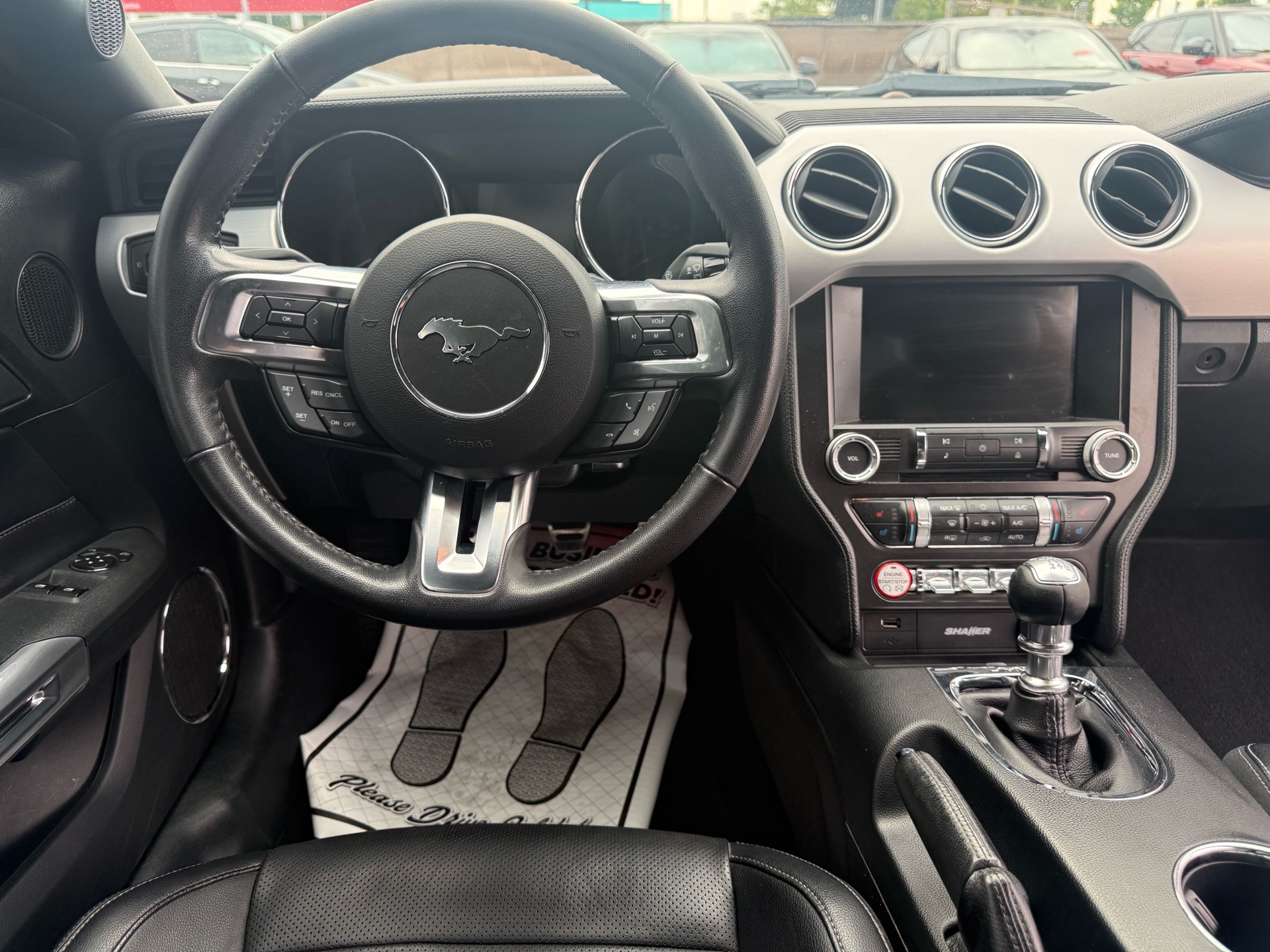 /carage/2016-Ford-Mustang-8785601419173823.jpg