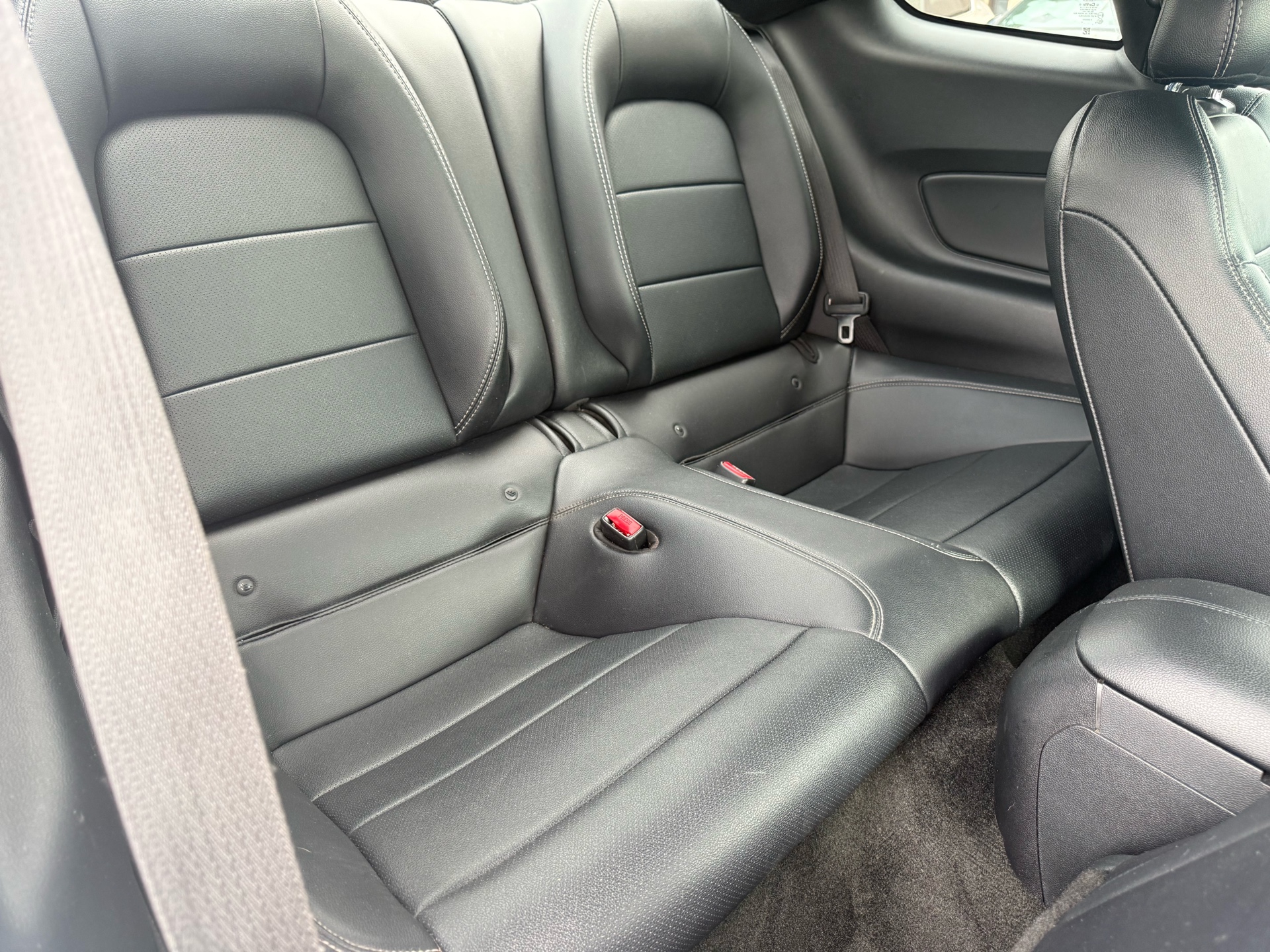 /carage/2016-Ford-Mustang-9312156799339397.jpg