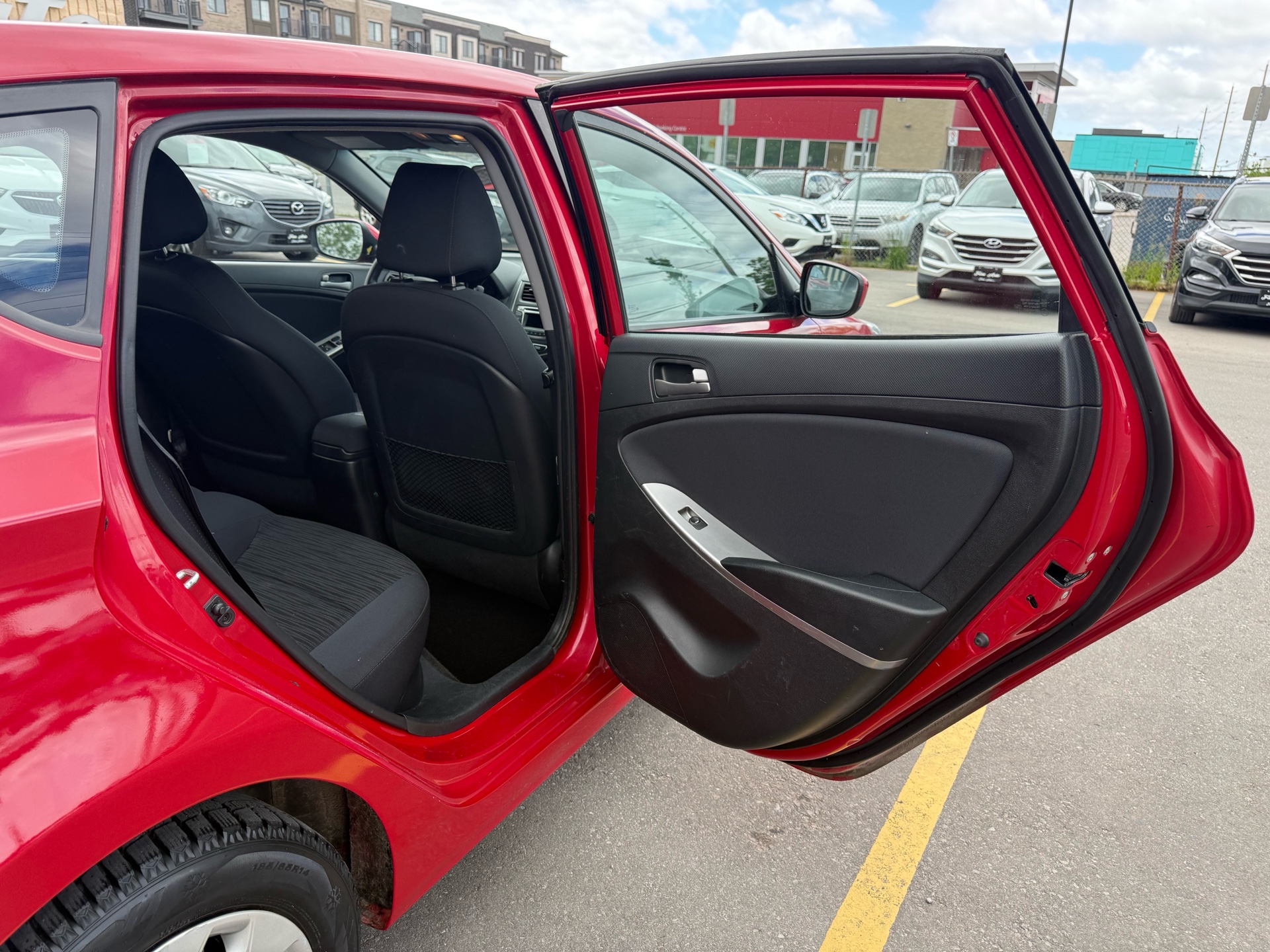 /carage/2016-Hyundai-Accent-8914757201443695.jpg