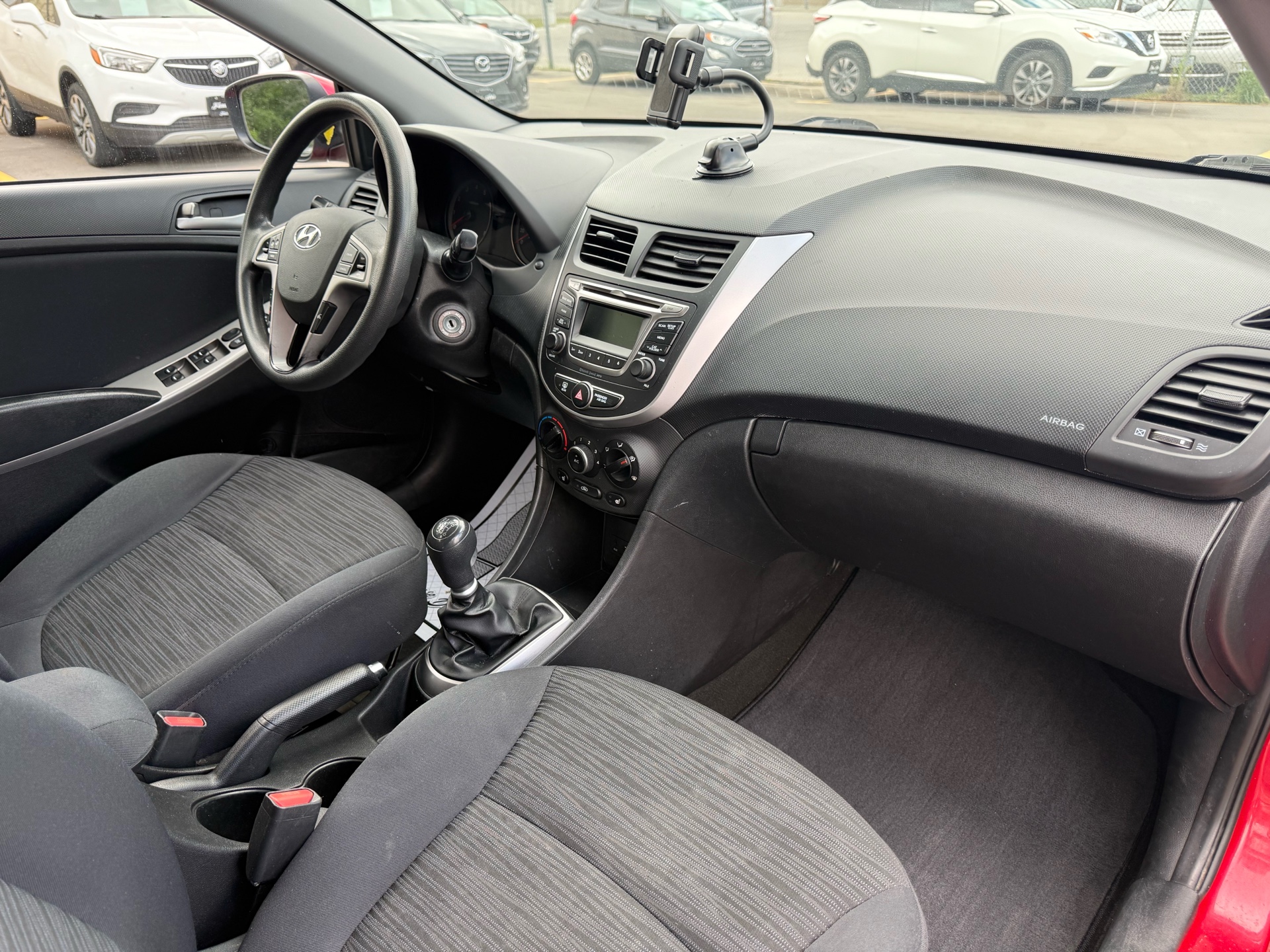 /carage/2016-Hyundai-Accent-949266011701986.jpg