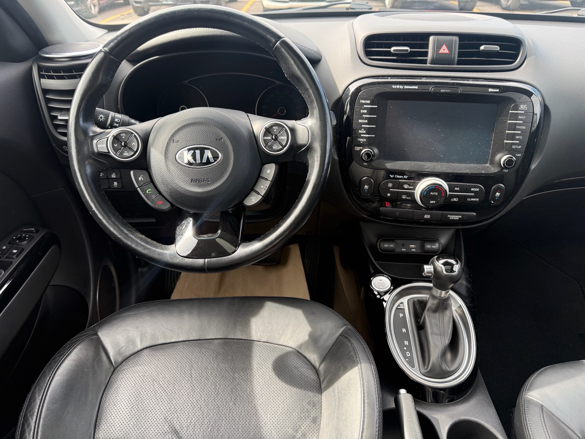 /carage/2016-Kia-Soul-354442077568464.jpg