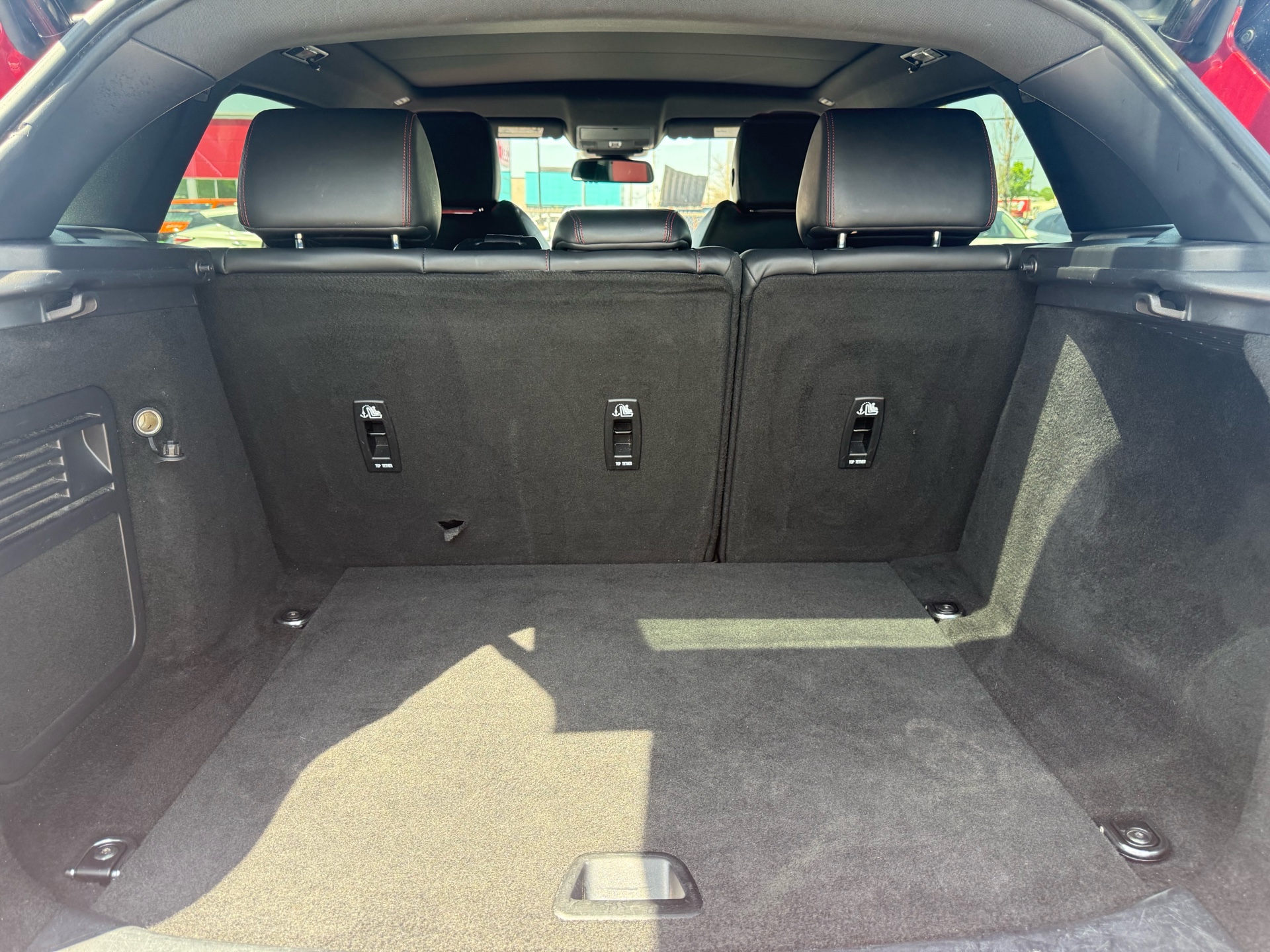 /carage/2016-LandRover-RangeRover-06443406158645493.jpg