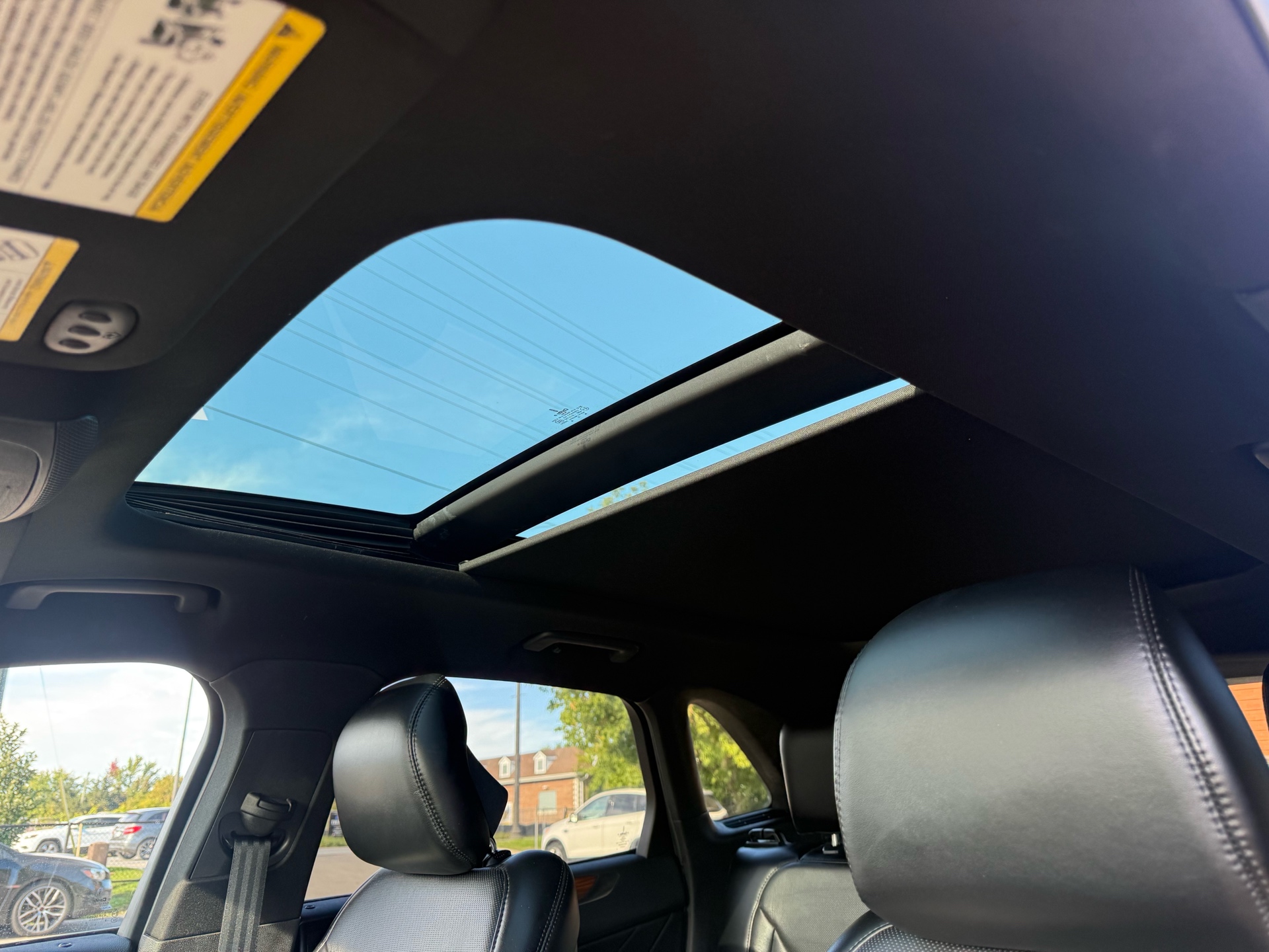 /carage/2016-Lincoln-MKC-3099576376359452.jpg