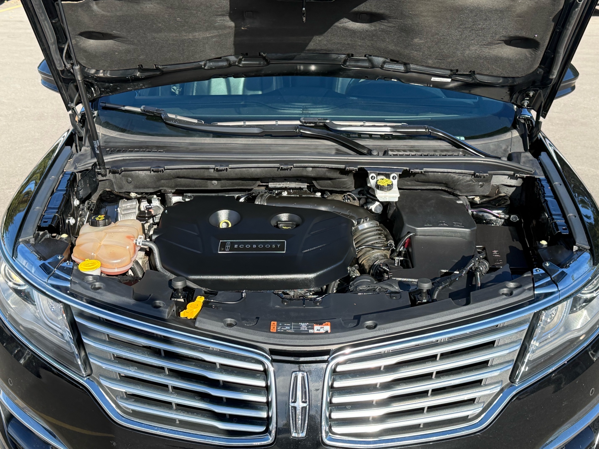 /carage/2016-Lincoln-MKC-7600340620710044.jpg