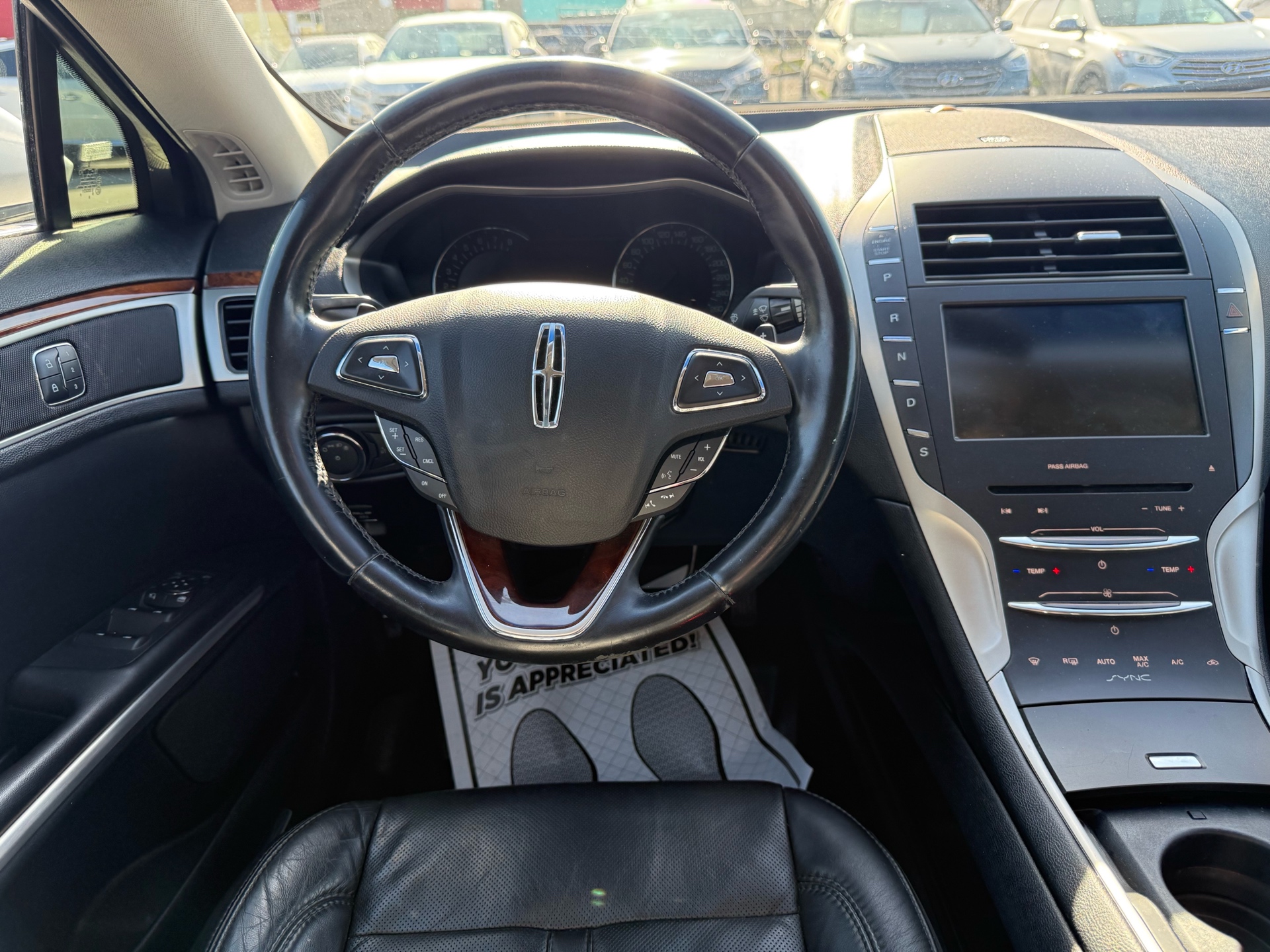 /carage/2016-Lincoln-MKZ-5566247555629025.jpg