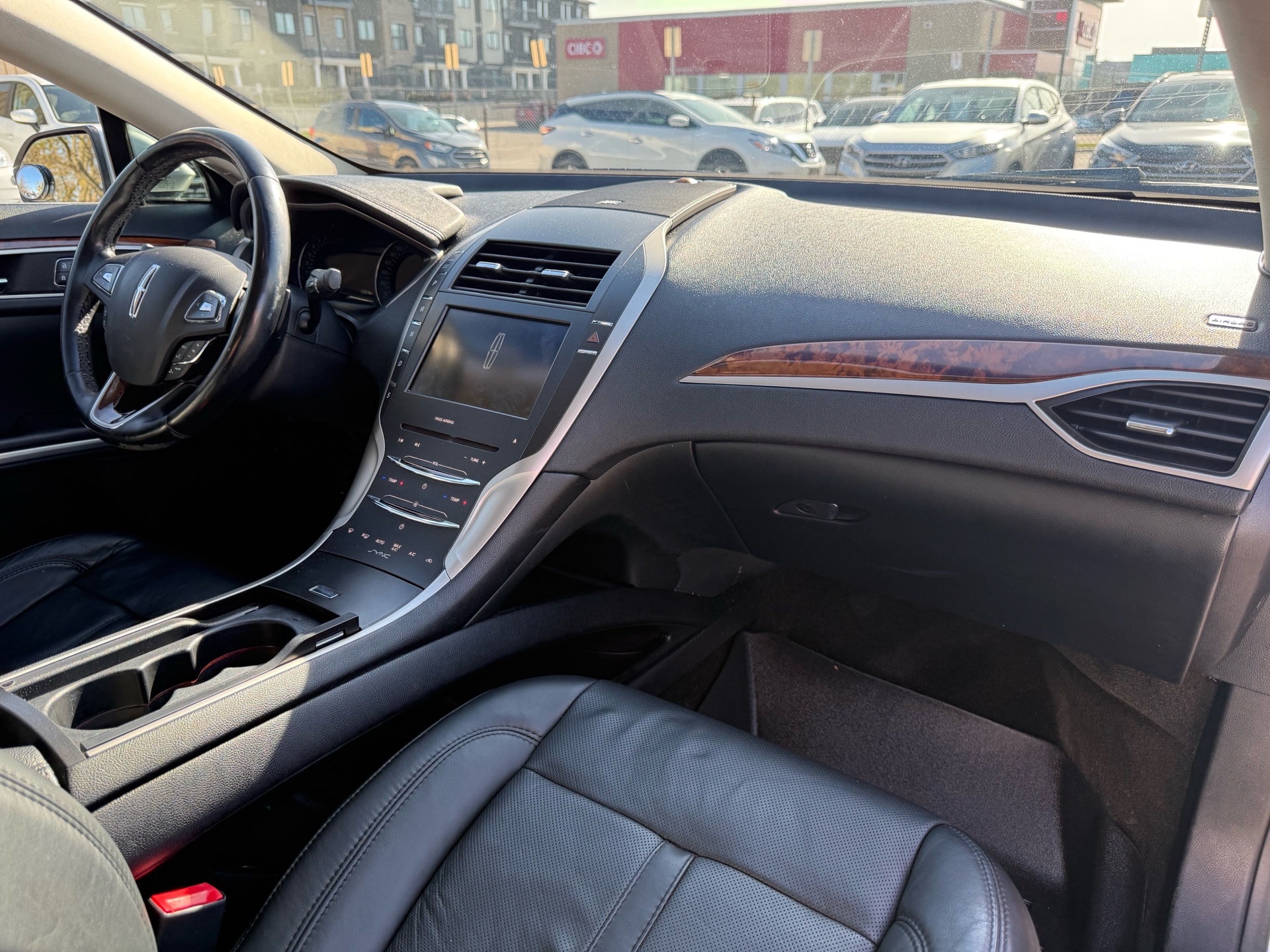 /carage/2016-Lincoln-MKZ-5927423628116146.jpg
