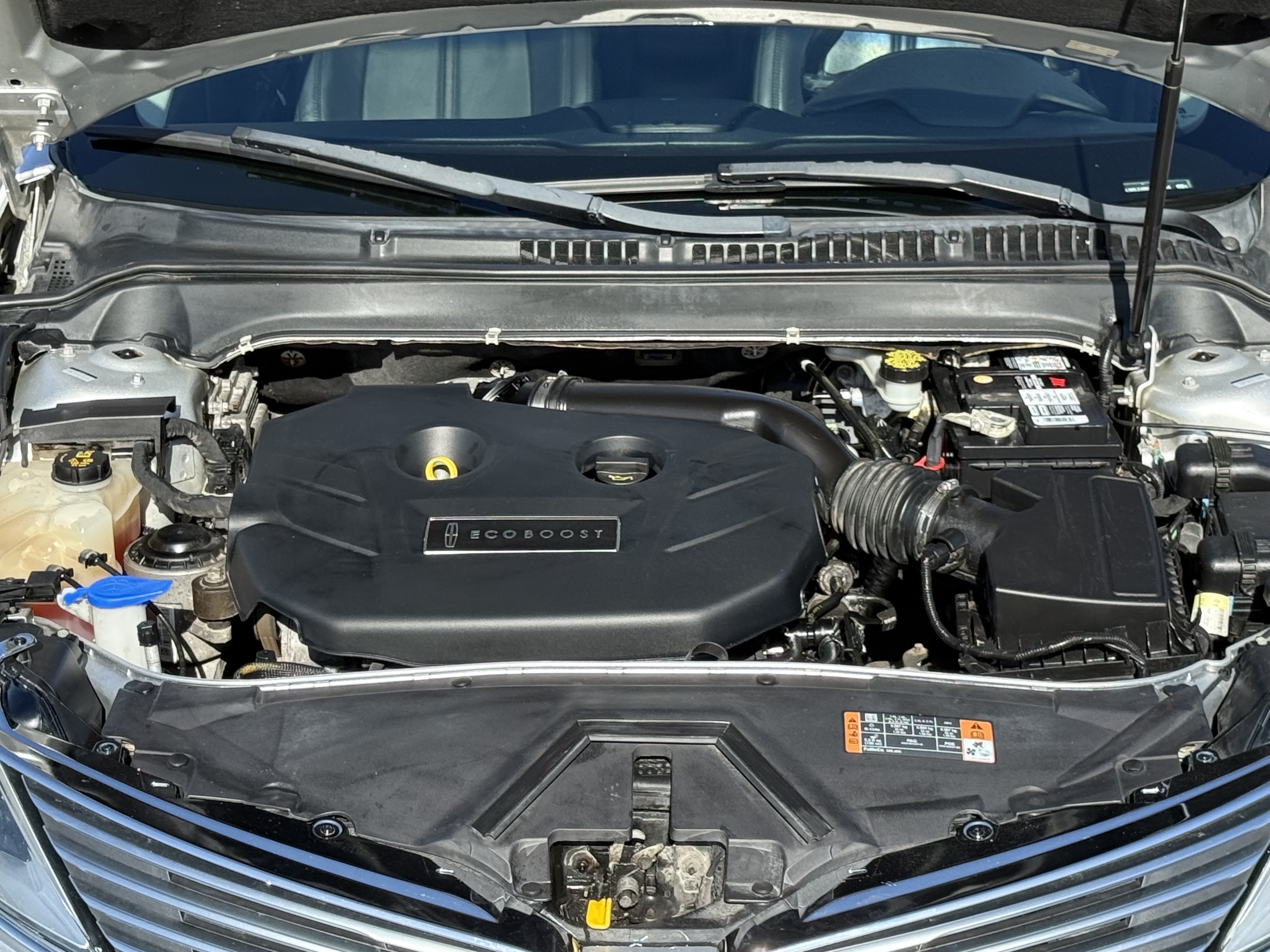 /carage/2016-Lincoln-MKZ-9471788603083762.jpg