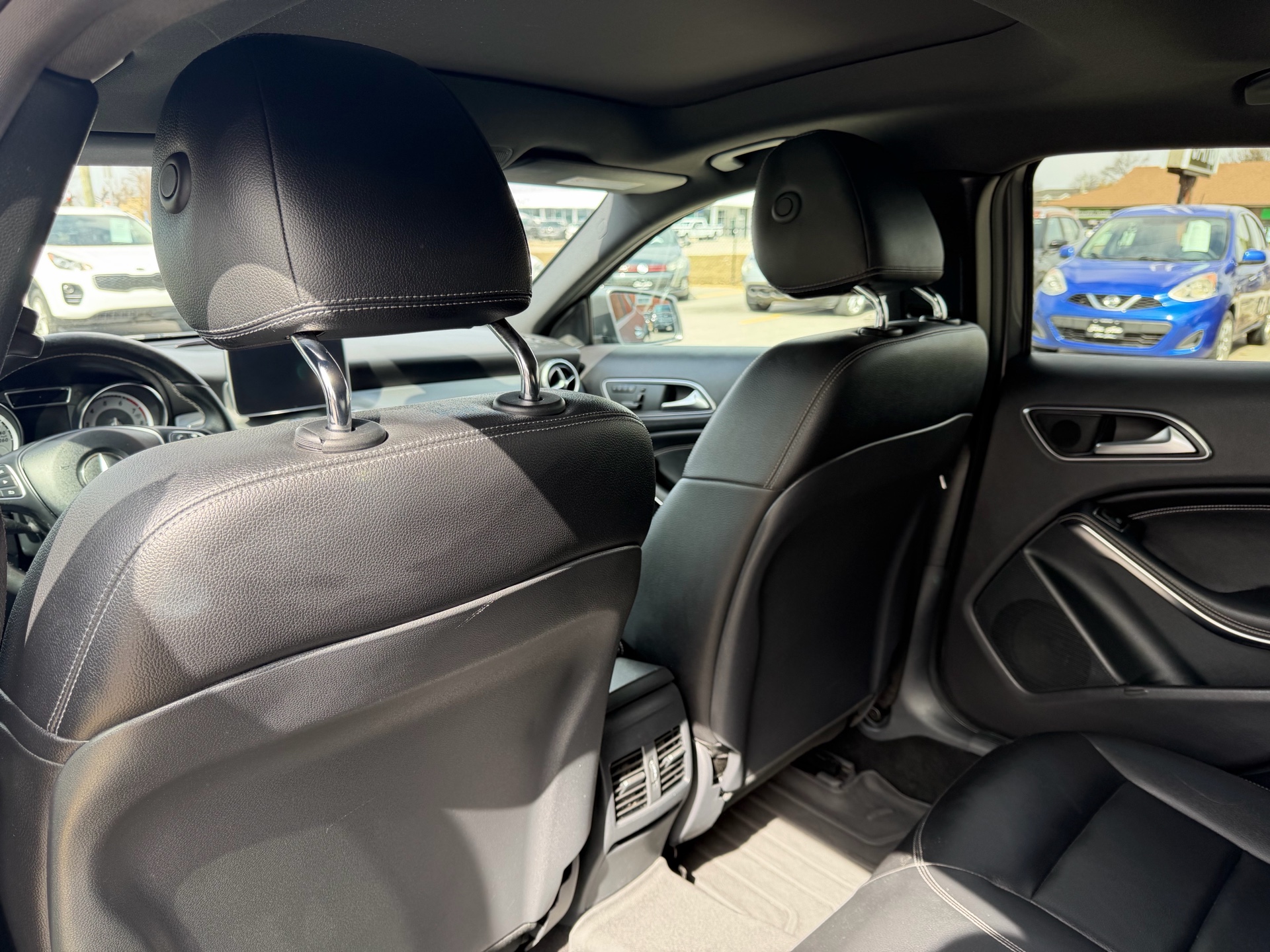 /carage/2016-Mercedes-Benz-GL-Class-5285661437854481.jpg