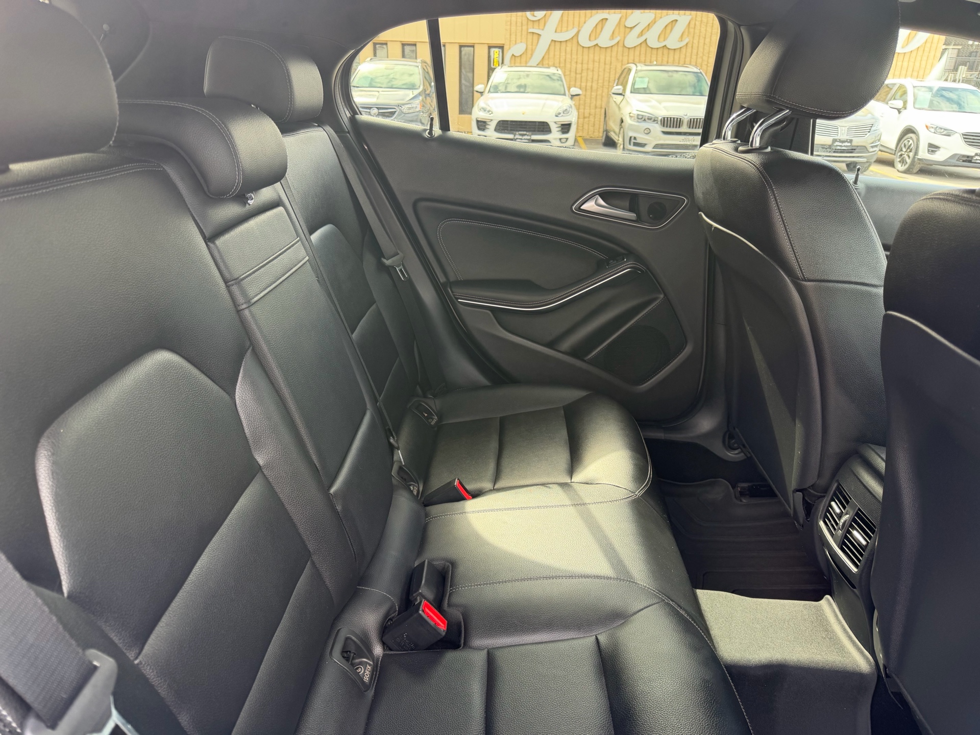 /carage/2016-Mercedes-Benz-GL-Class-5288704753272773.jpg