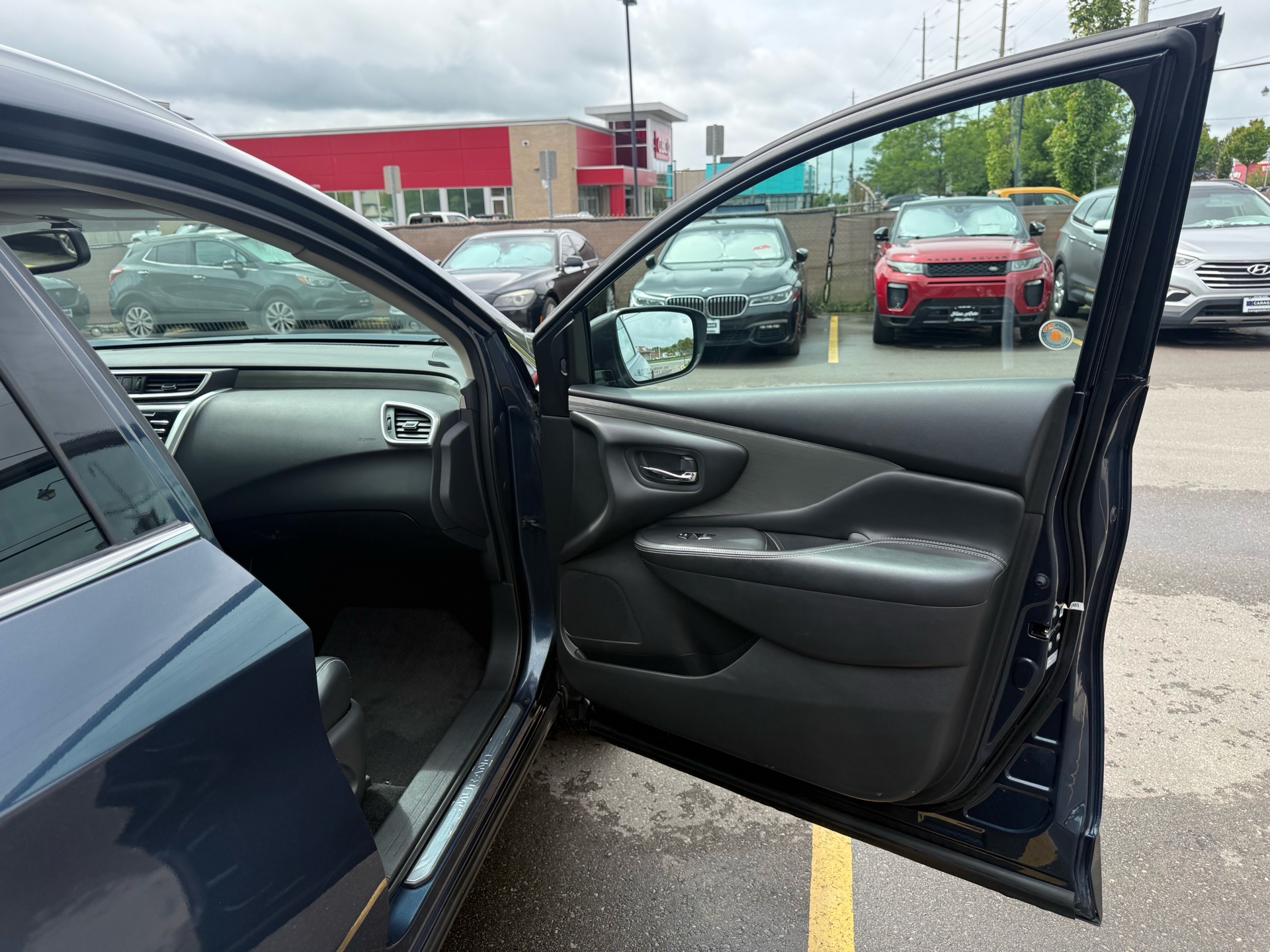 /carage/2016-Nissan-Murano-1075683029911021.jpg