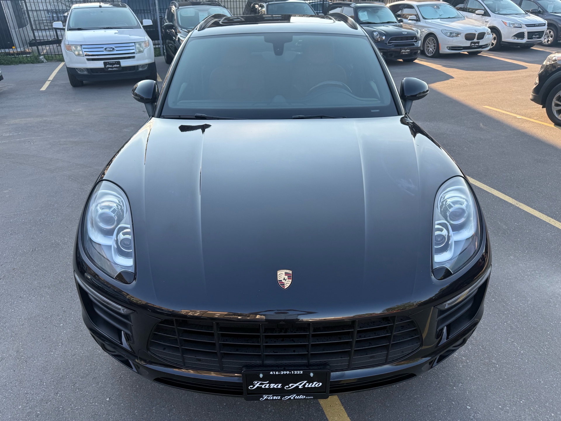 /carage/2016-Porsche-Macan-13377978084241327.jpg