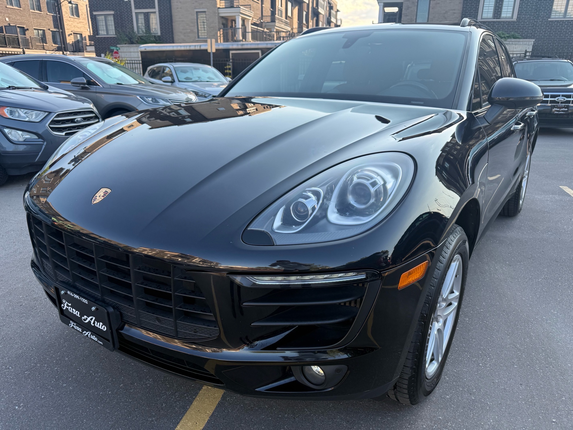 /carage/2016-Porsche-Macan-7169645052550664.jpg