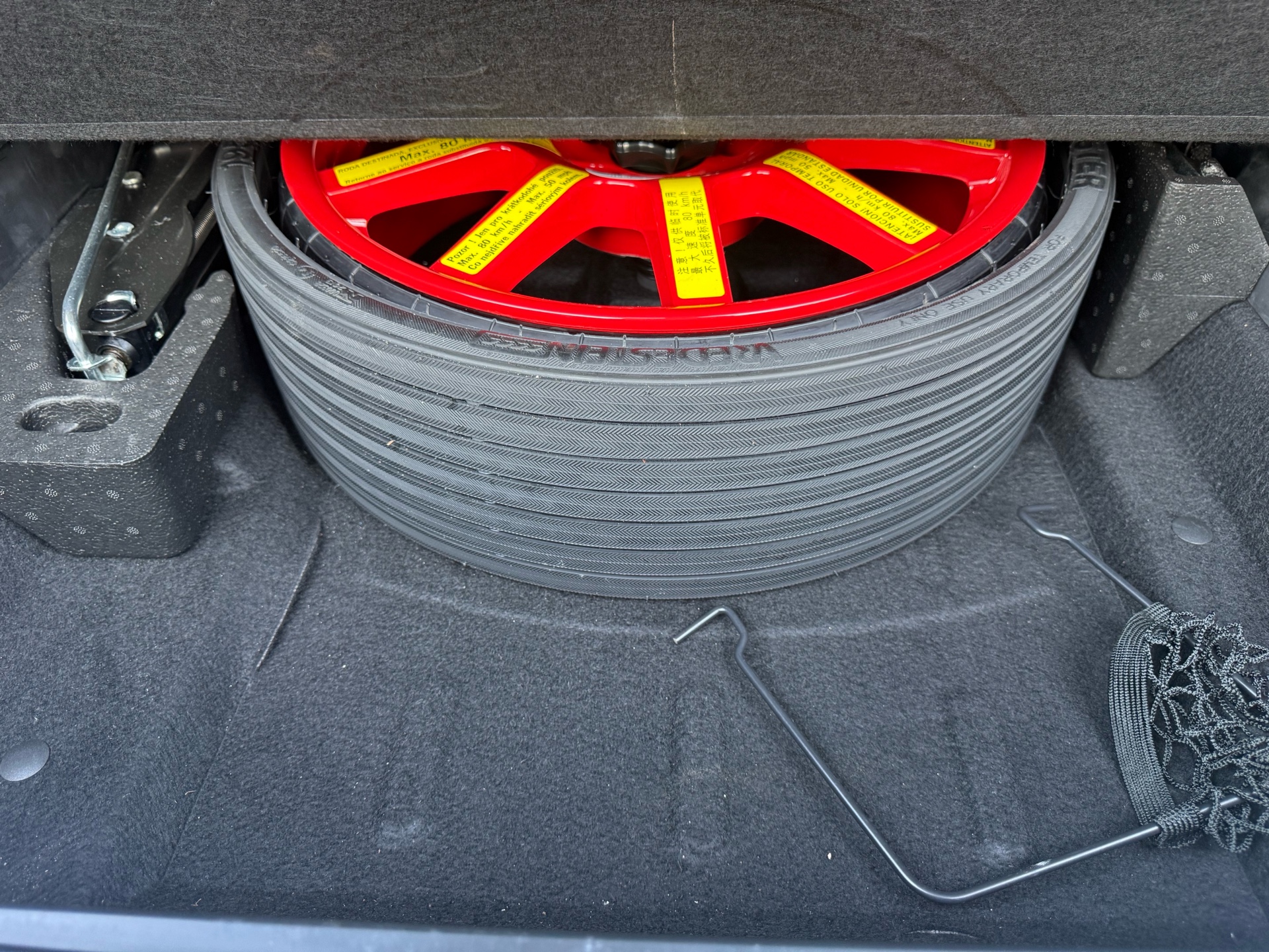/carage/2016-Porsche-Macan-9880643277620027.jpg
