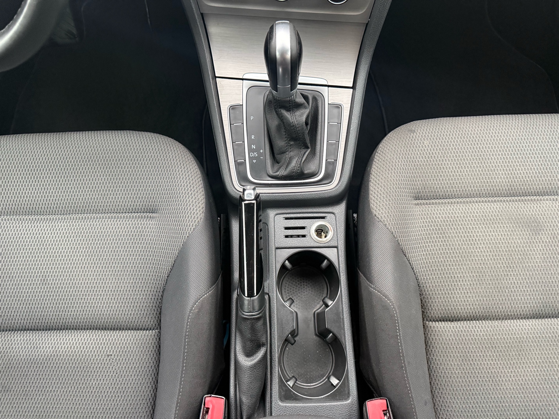 /carage/2016-Volkswagen-Golf-5166086196196071.jpg