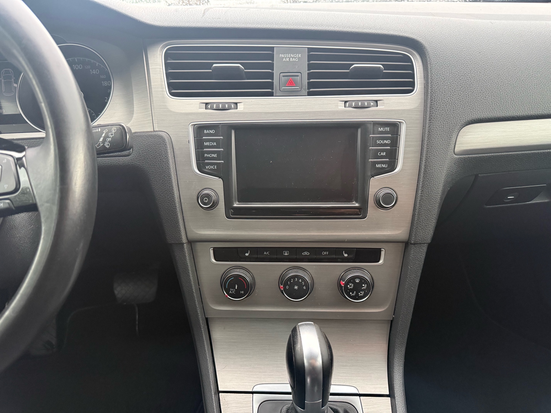 /carage/2016-Volkswagen-Golf-6931960213372546.jpg