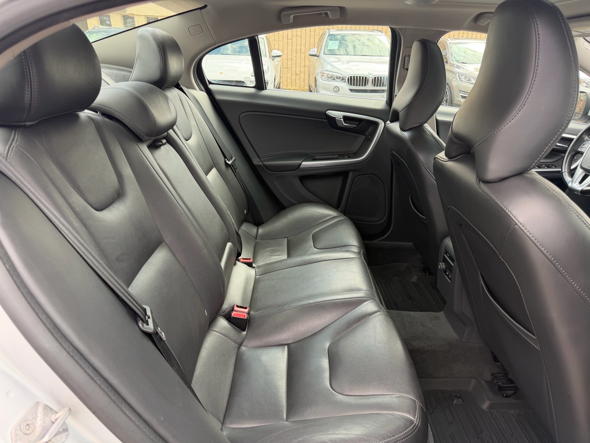 /carage/2016-Volvo-S60-34742400698983755.jpg