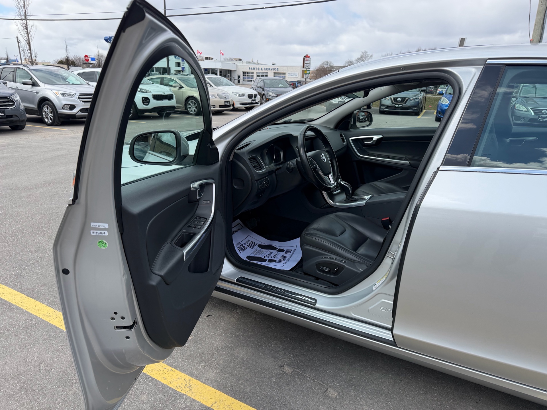 /carage/2016-Volvo-S60-47657341433440226.jpg