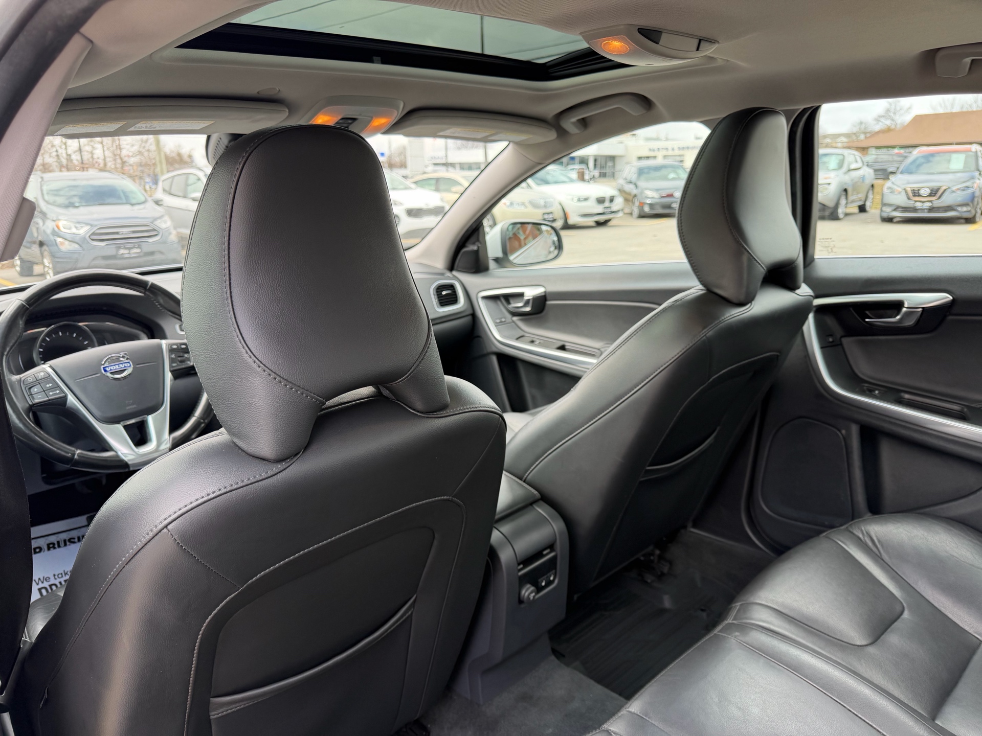 /carage/2016-Volvo-S60-5100839012884799.jpg