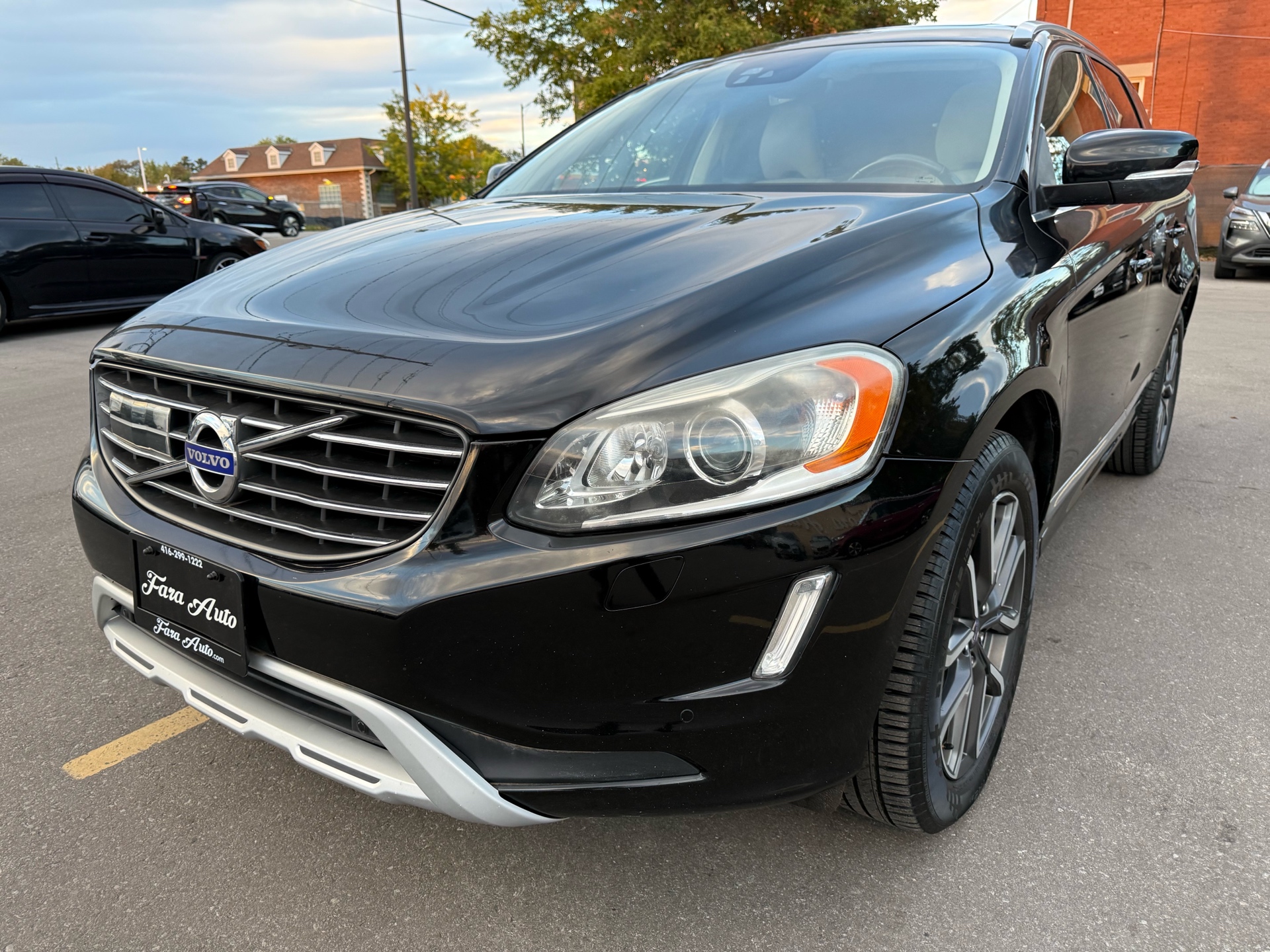 /carage/2016-Volvo-XC60-0013485457820530122.jpg