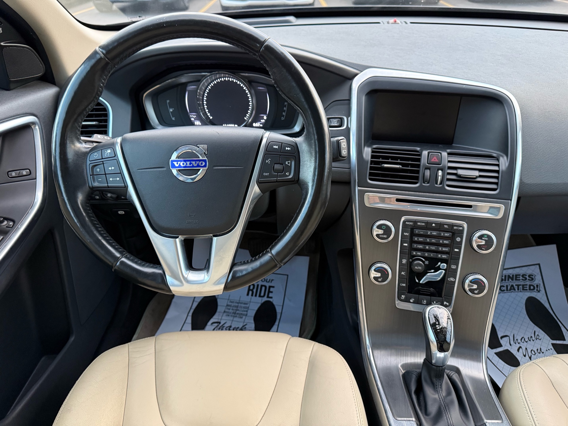 /carage/2016-Volvo-XC60-5854225102224953.jpg