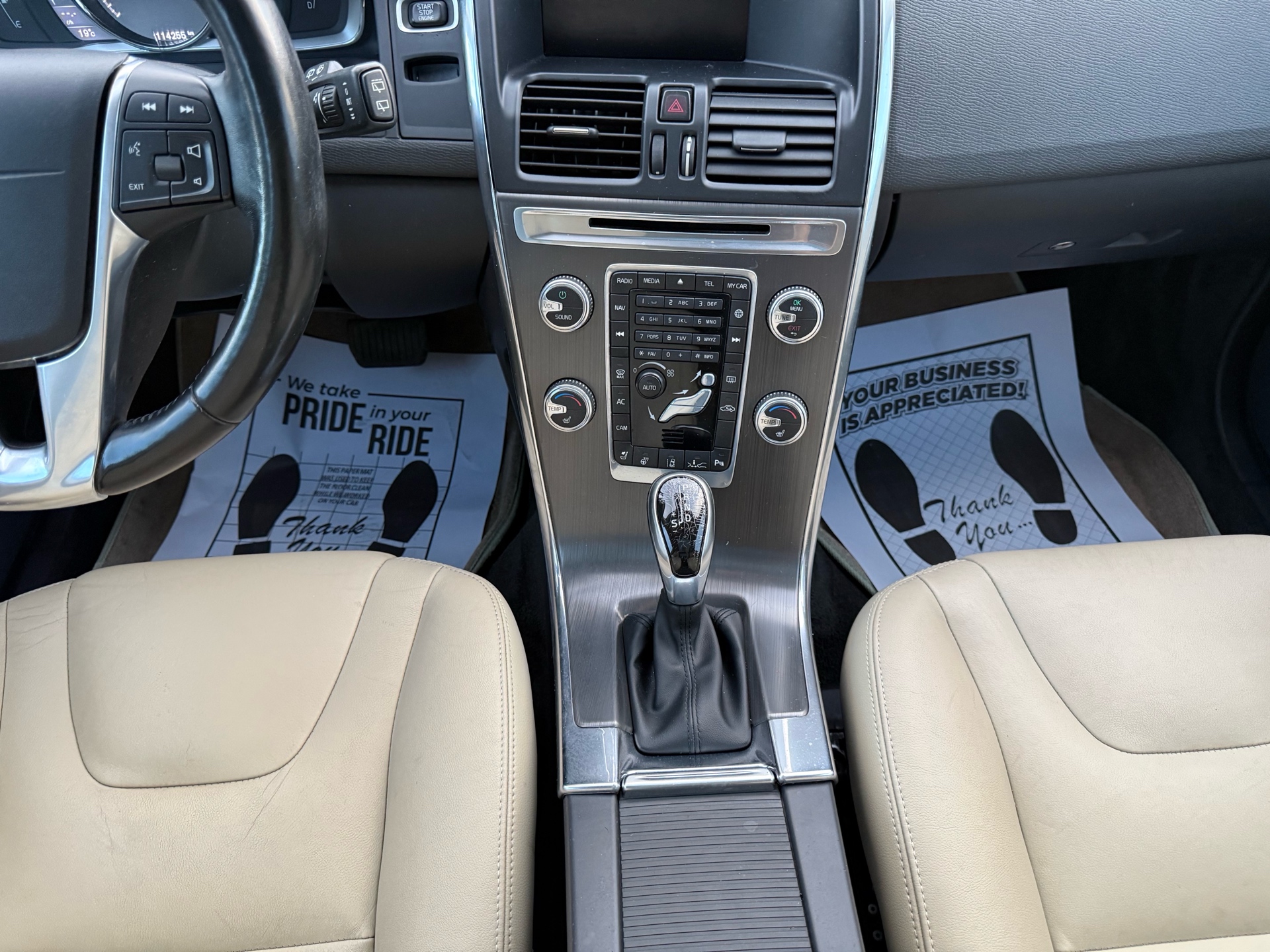 /carage/2016-Volvo-XC60-7091068393932112.jpg