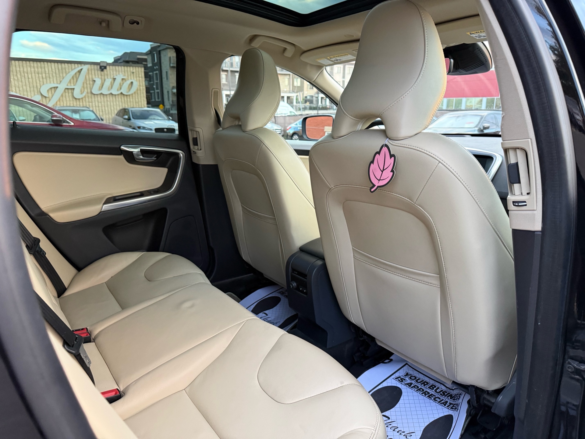 /carage/2016-Volvo-XC60-8147405003965735.jpg
