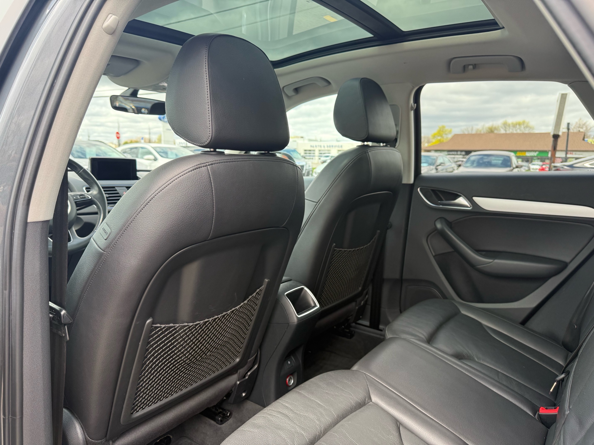 /carage/2017-Audi-Q3-3543410775434197.jpg
