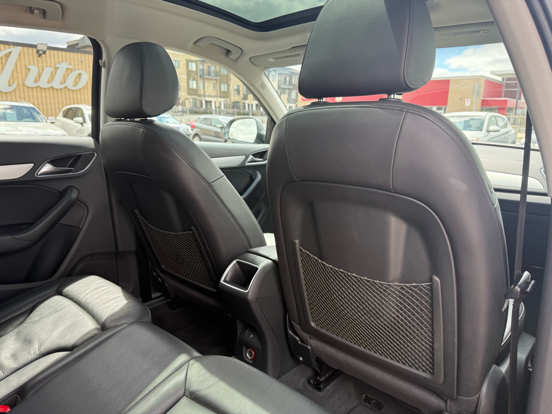 /carage/2017-Audi-Q3-4426856486560944.jpg