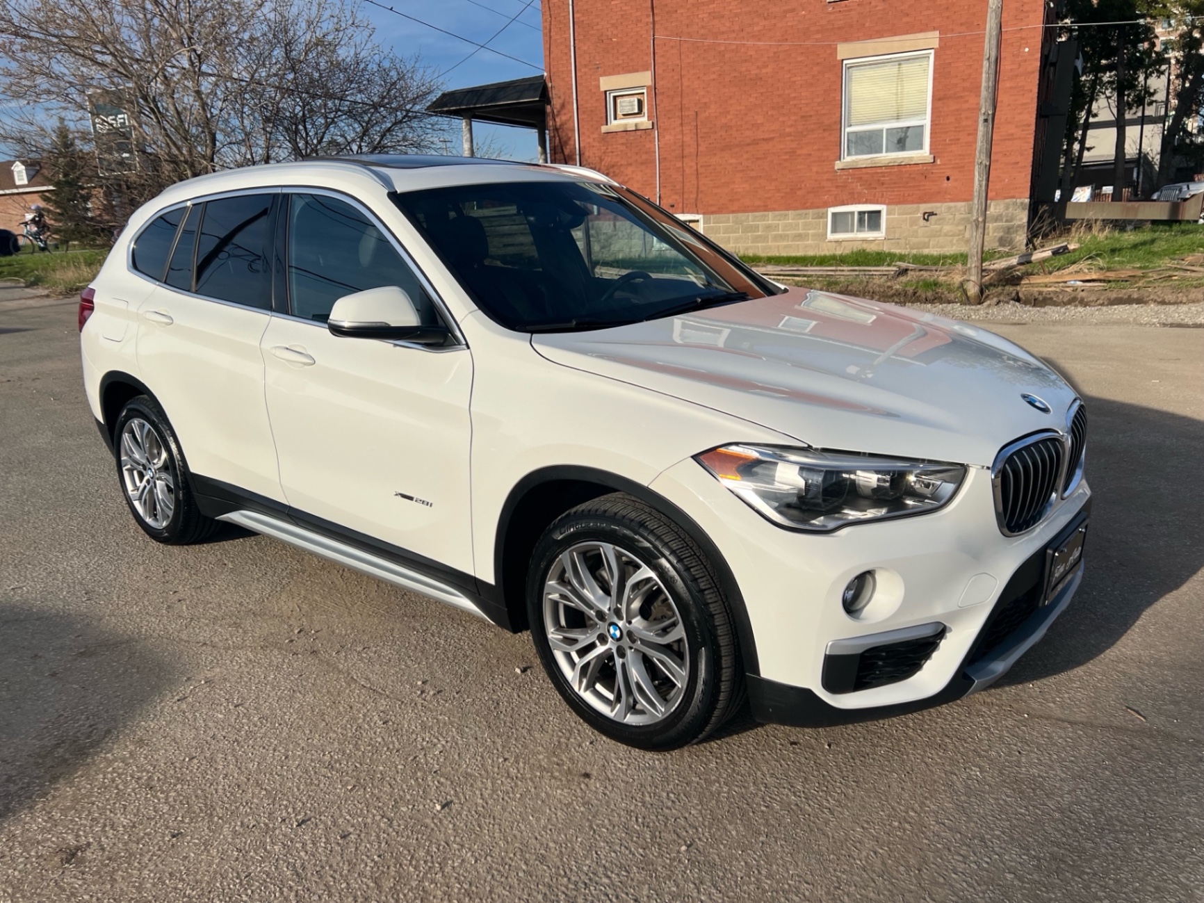 /carage/2017-BMW-X1-782608907407319.jpg