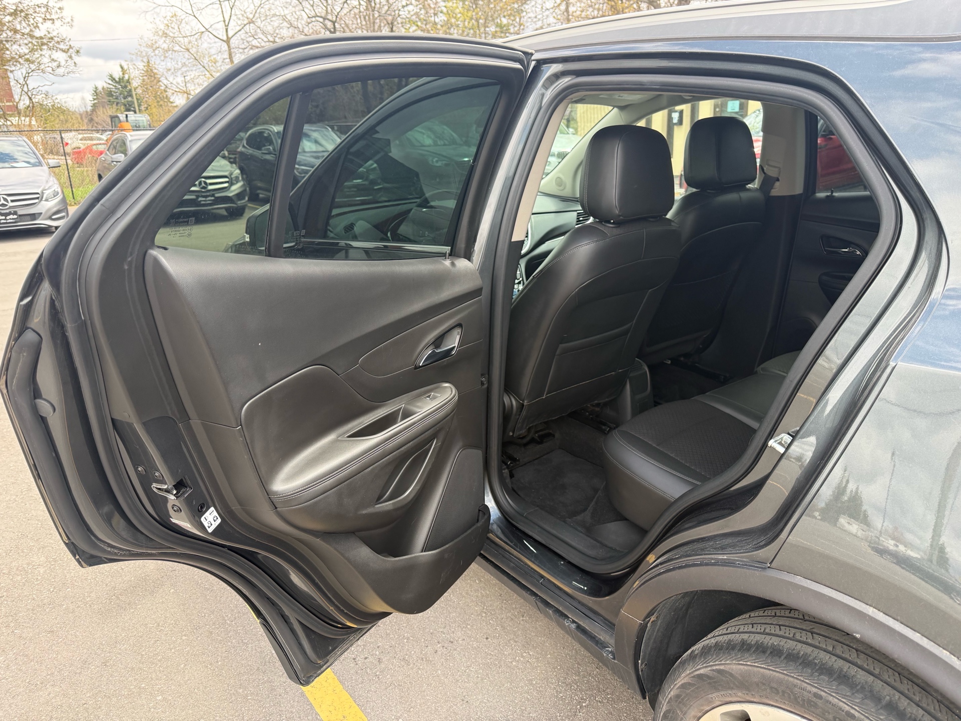 /carage/2017-Buick-Encore-14115123351434233.jpg