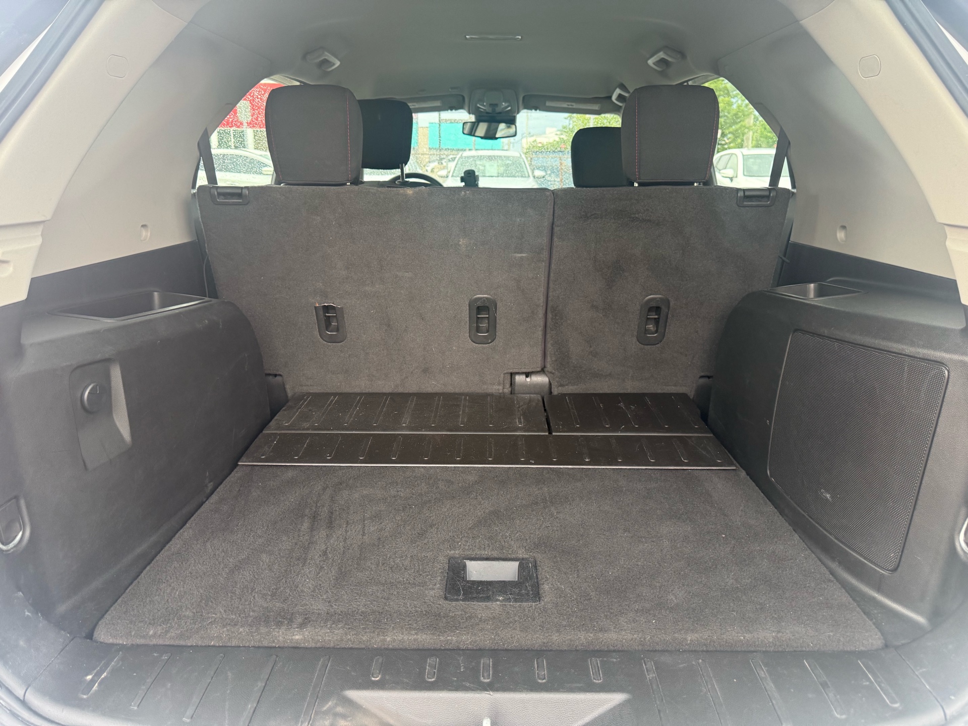 /carage/2017-Chevrolet-Equinox-20165248479645403.jpg