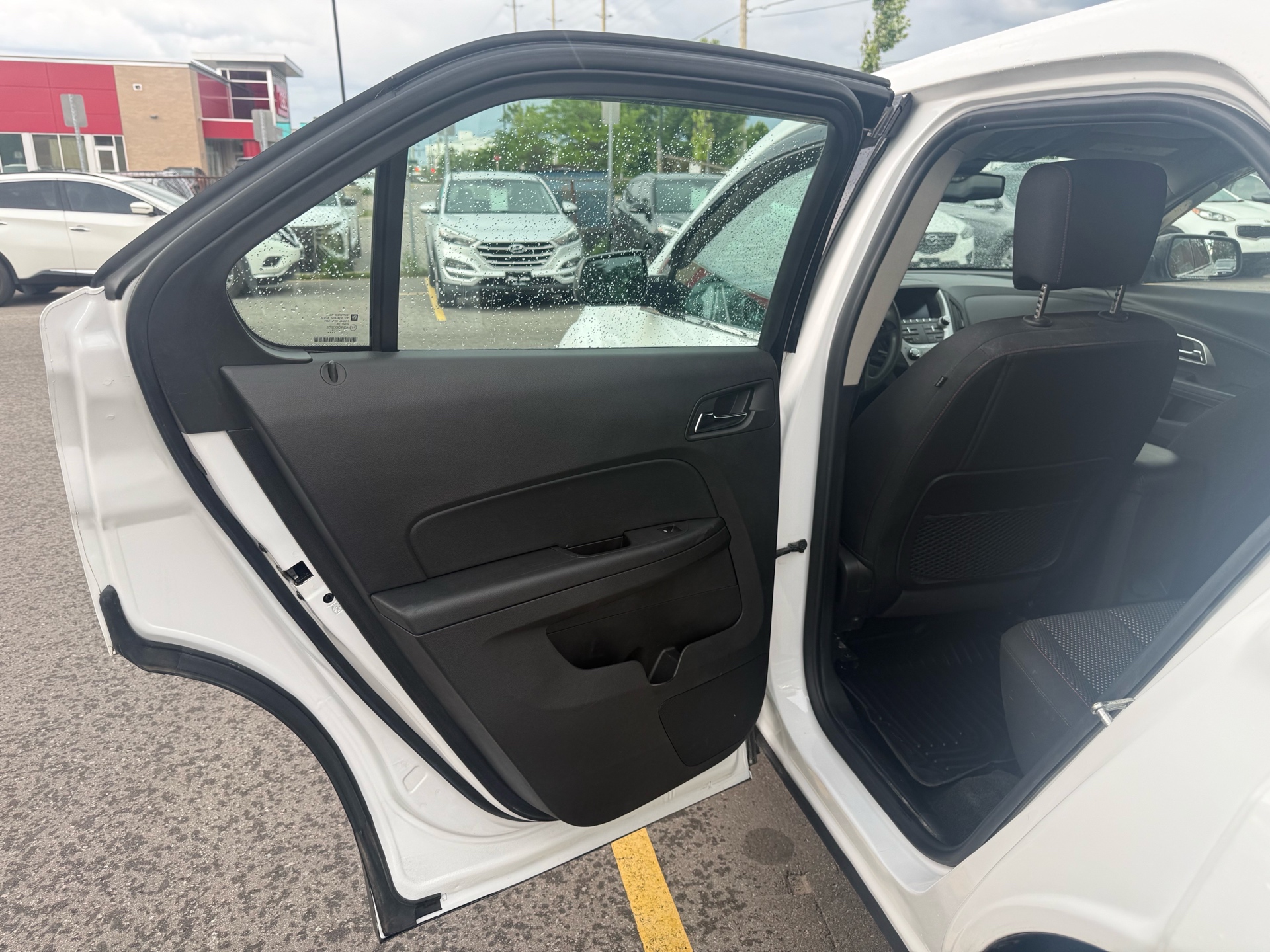 /carage/2017-Chevrolet-Equinox-20235155937691118.jpg