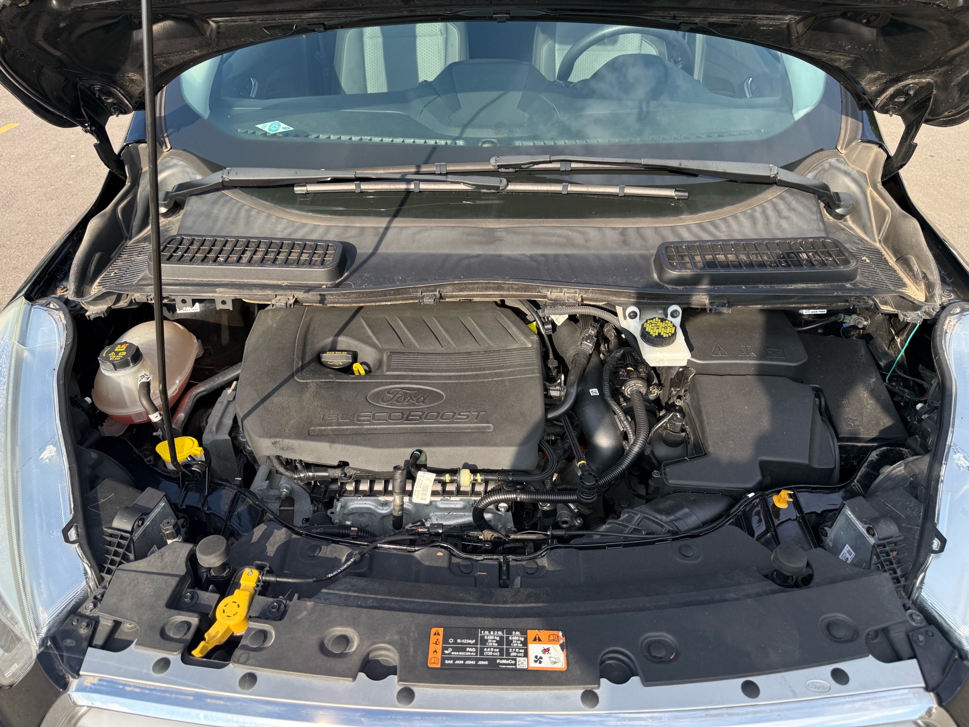 /carage/2017-Ford-Escape-10499351060401318.jpg