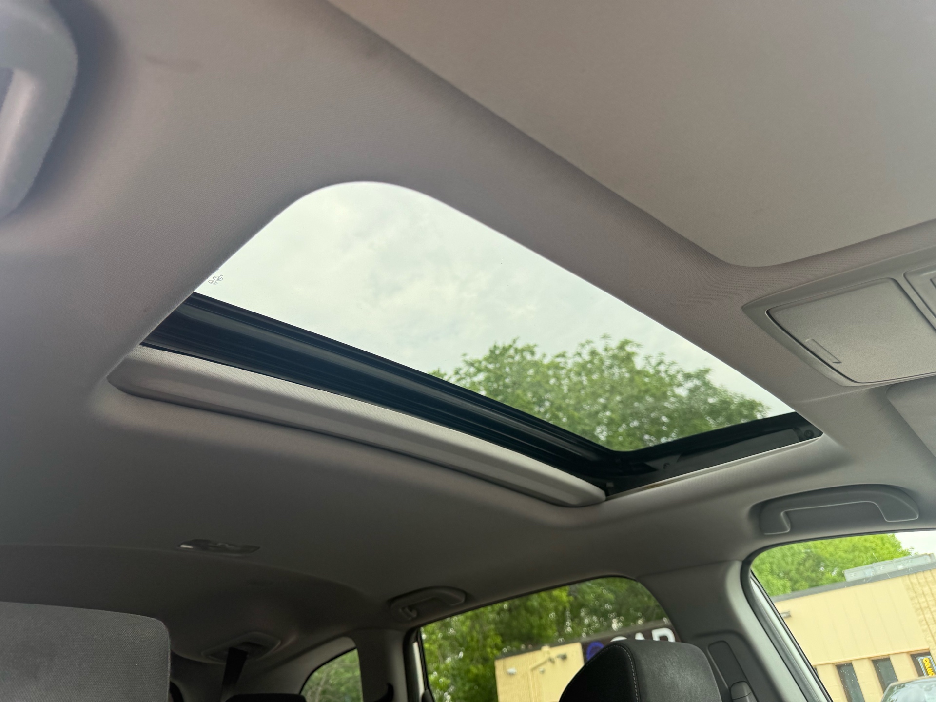 /carage/2017-Honda-CR-V-9656902889384733.jpg