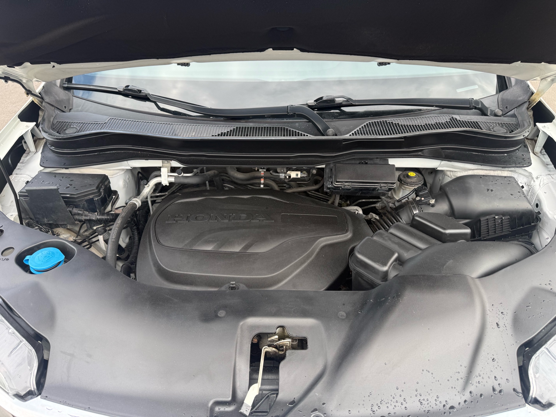 /carage/2017-Honda-Ridgeline-9739947896654328.jpg