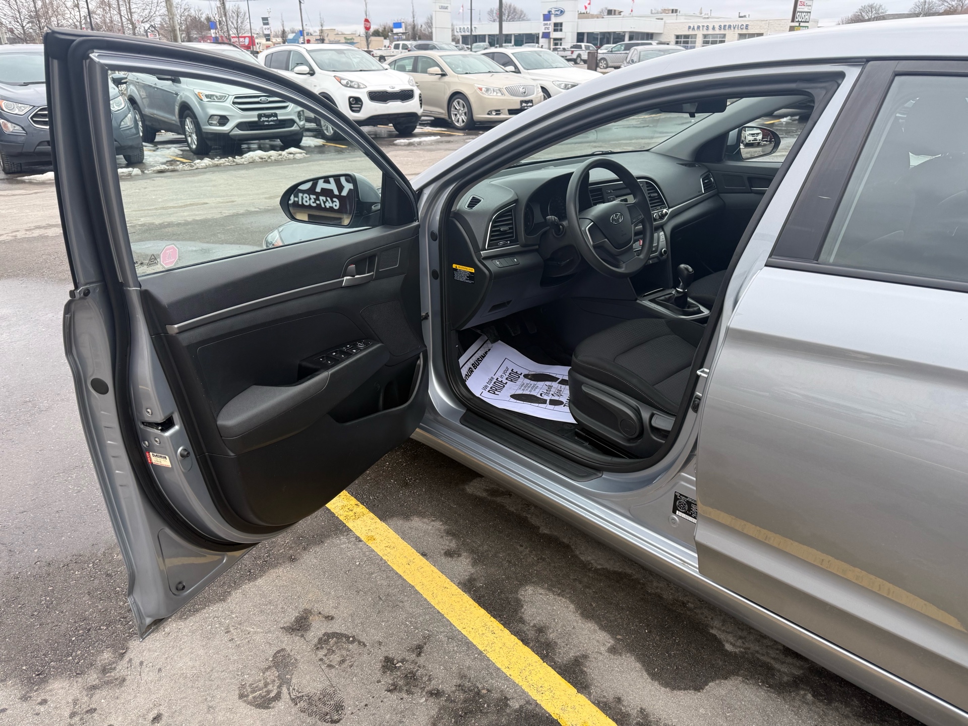 /carage/2017-Hyundai-Elantra-16553059458810182.jpg