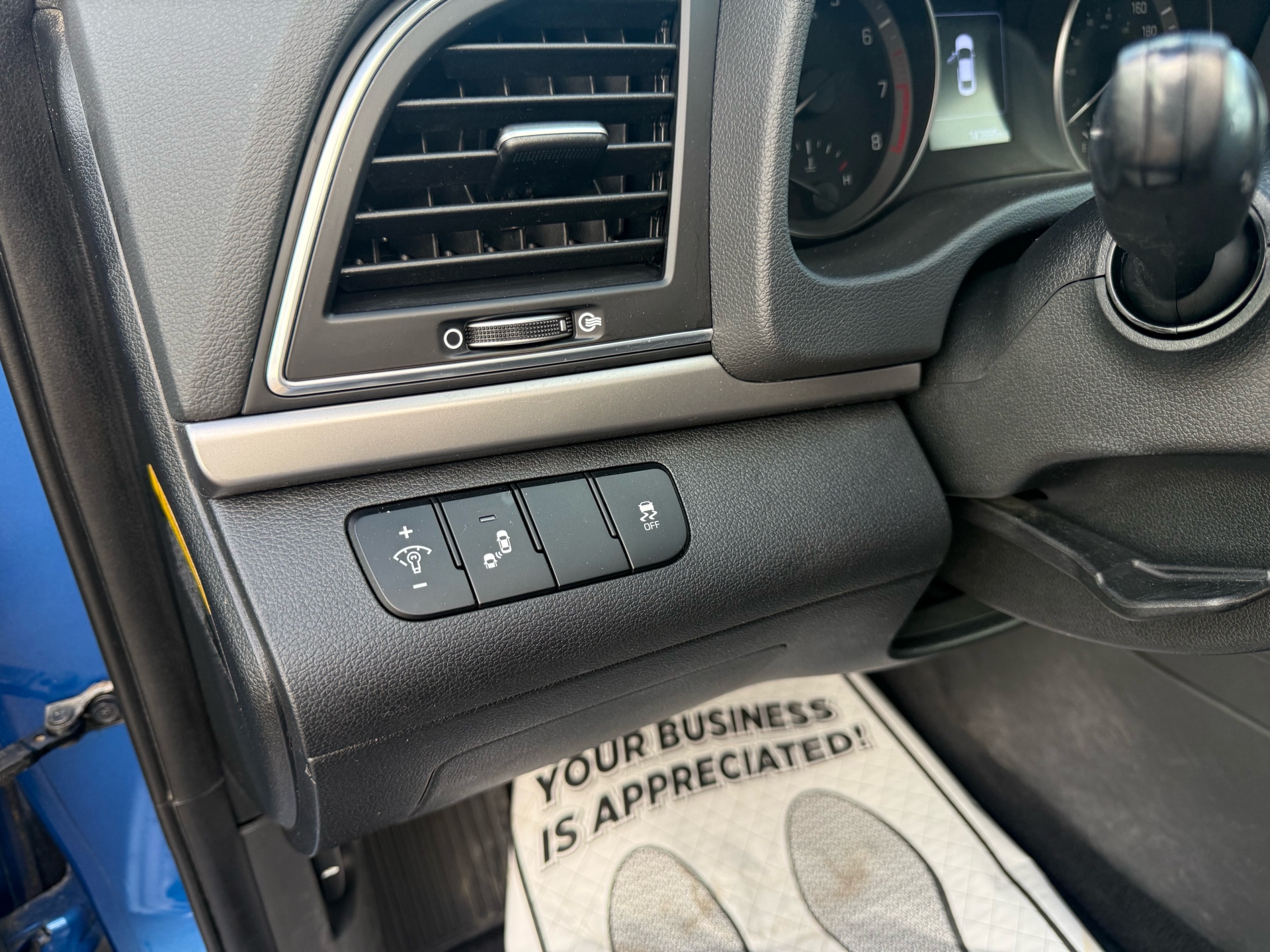 /carage/2017-Hyundai-Elantra-4295358347005873.jpg