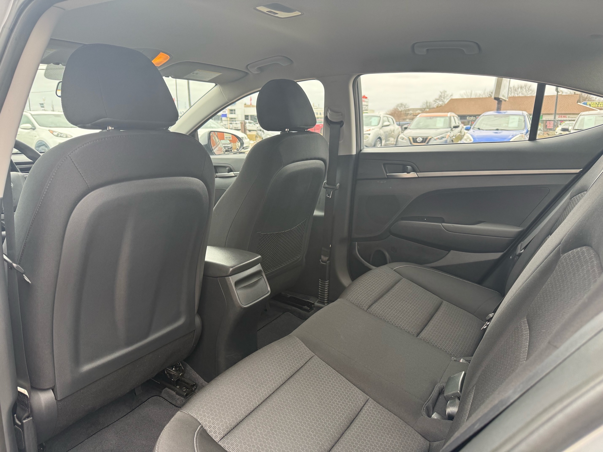 /carage/2017-Hyundai-Elantra-7247705427447786.jpg