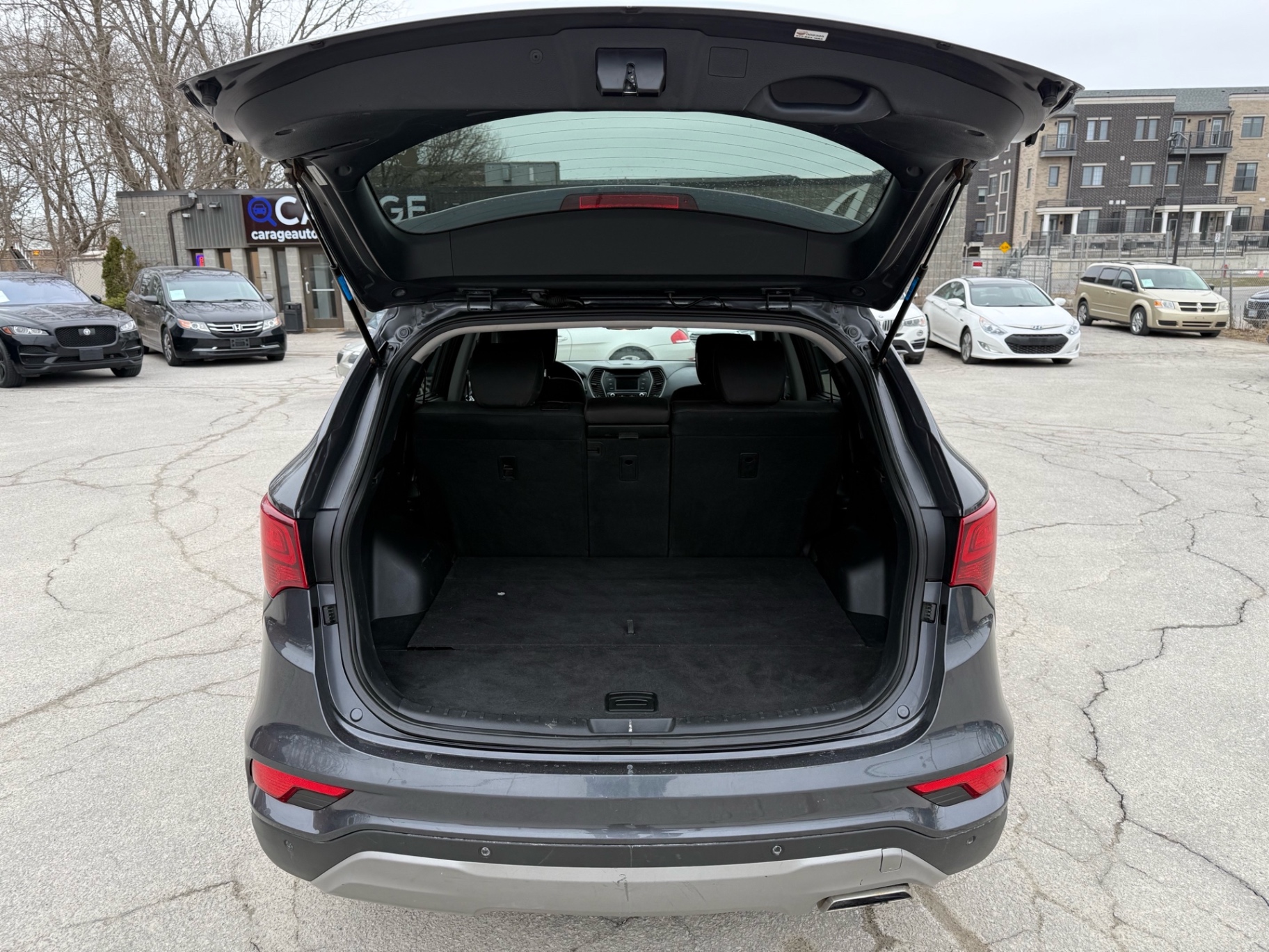 /carage/2017-Hyundai-SantaFe-40641639625031534.jpg
