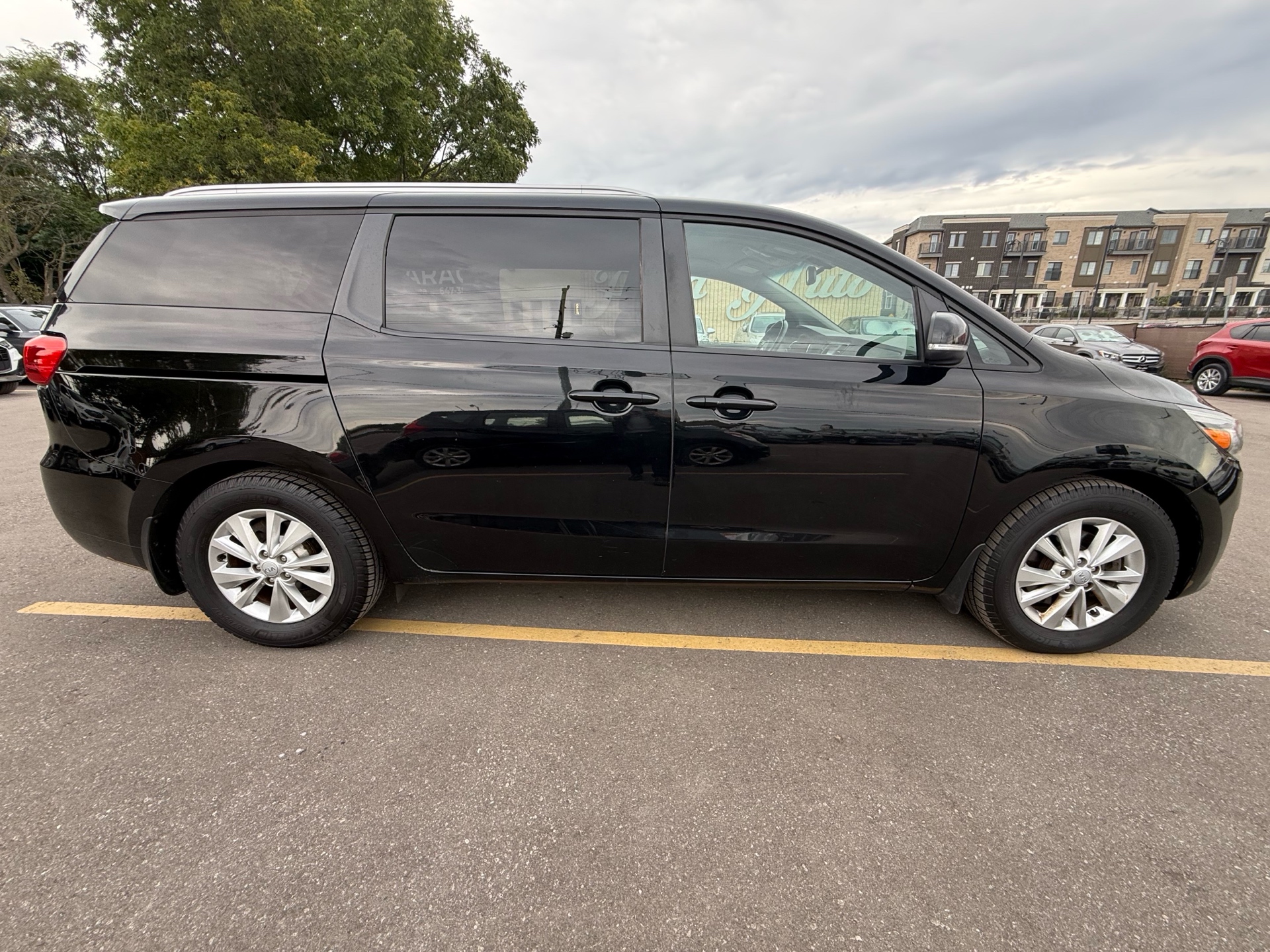 /carage/2017-Kia-Sedona-8107080091116954.jpg