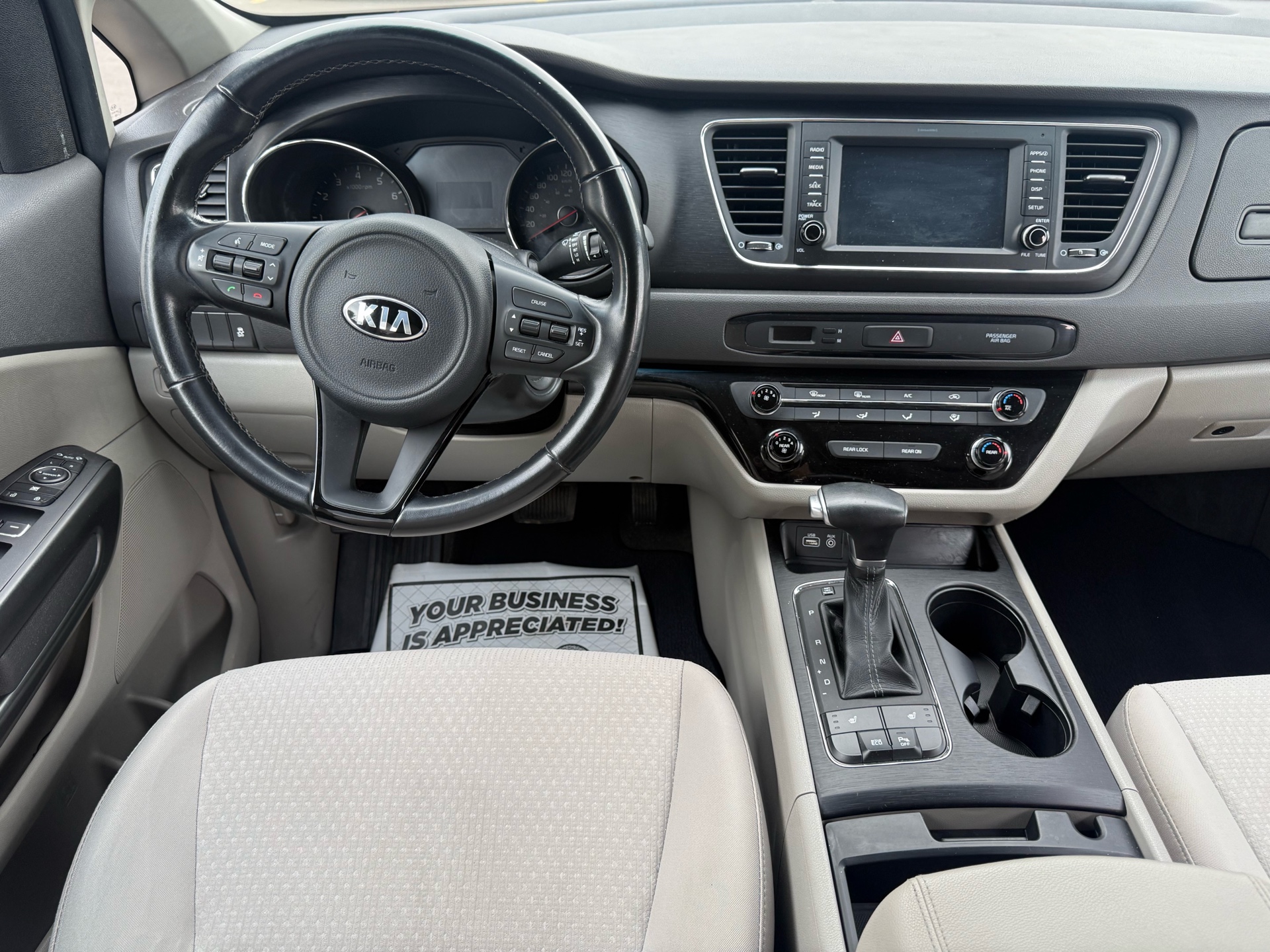 /carage/2017-Kia-Sedona-9417275592486414.jpg