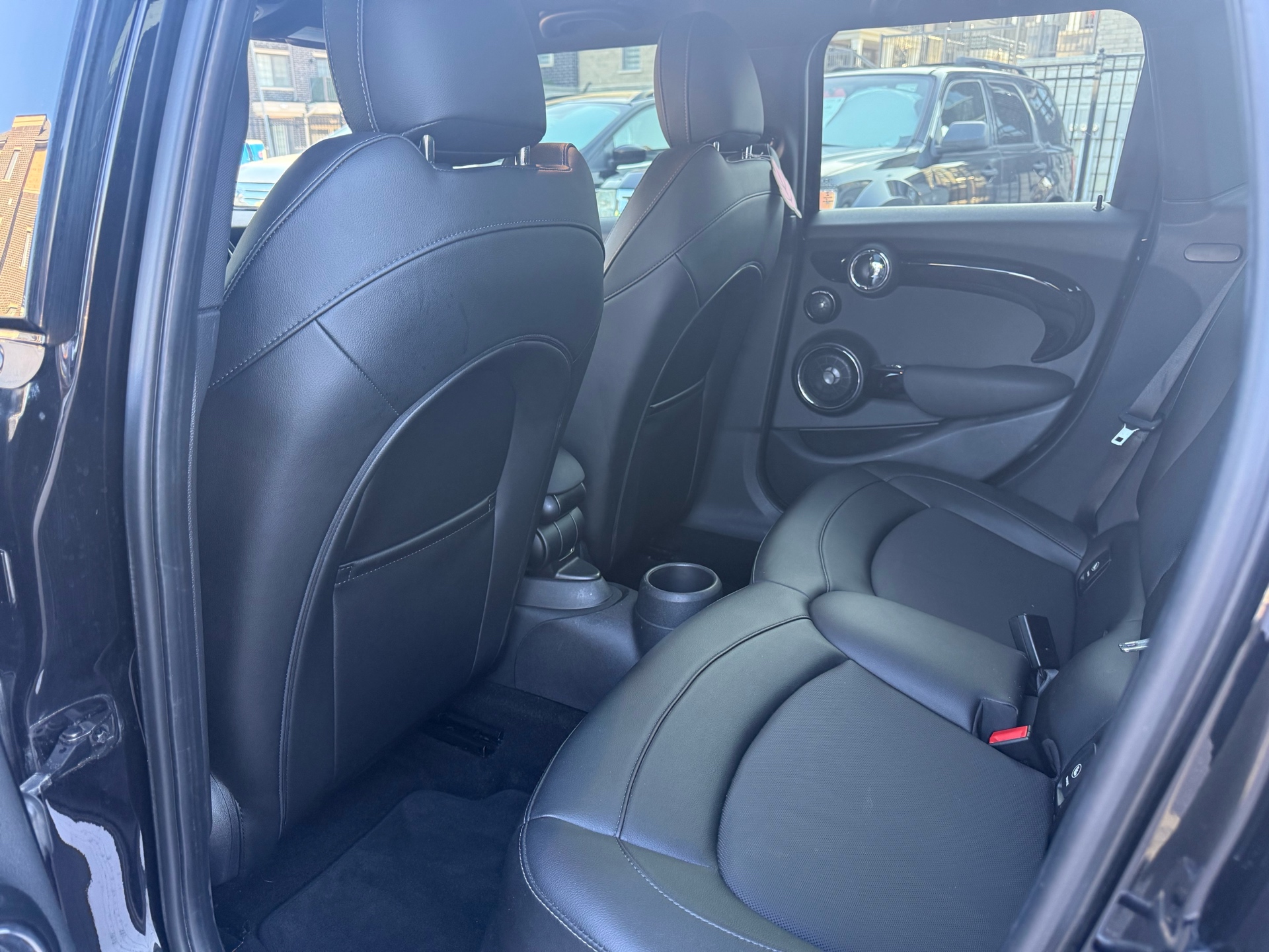 /carage/2017-MINI-Cooper5-5045160539942521.jpg