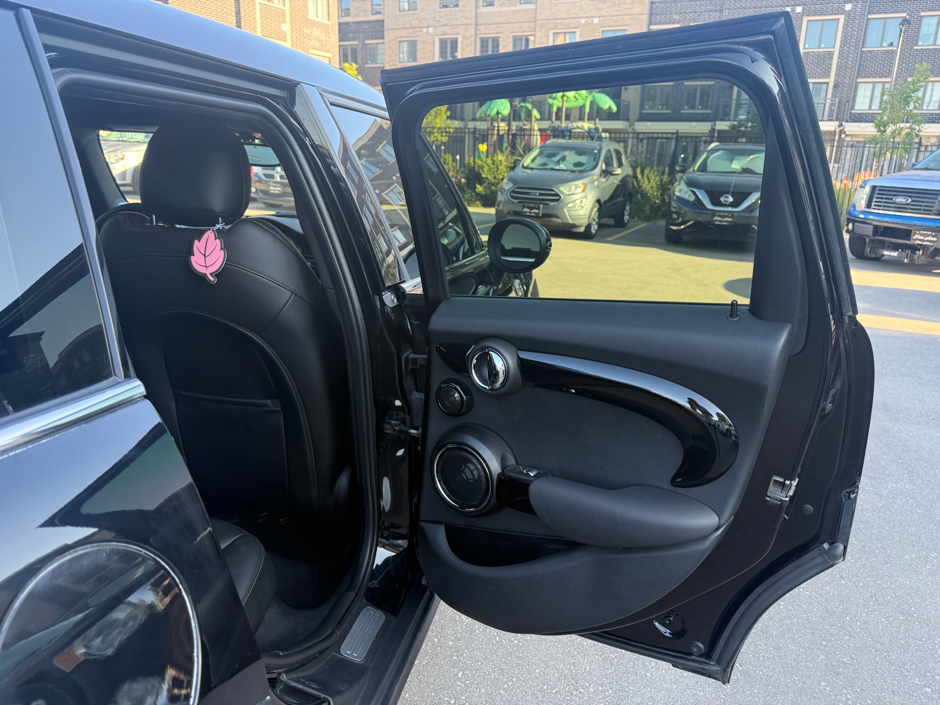 /carage/2017-MINI-Cooper5-552937272403387.jpg