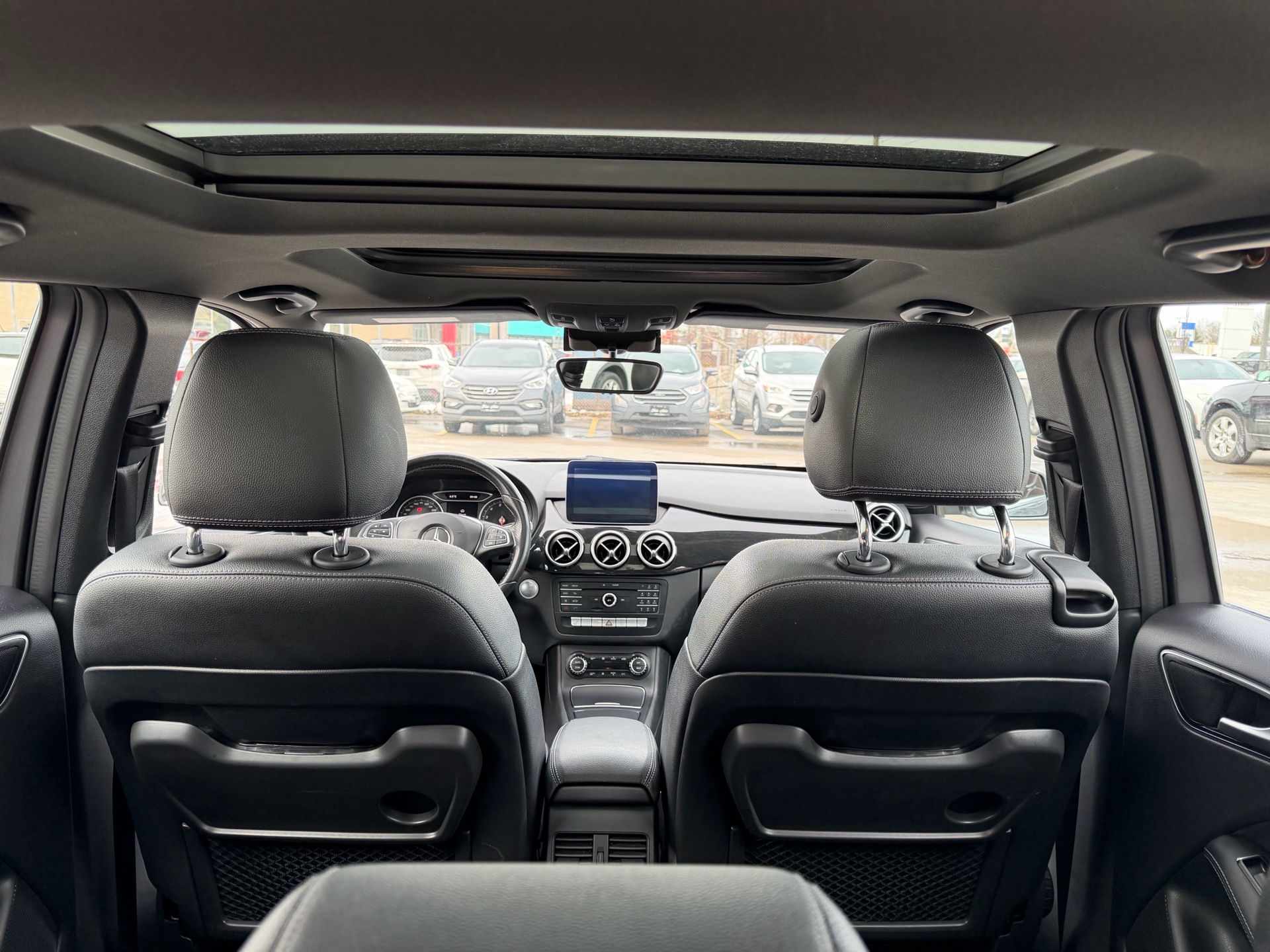 /carage/2017-Mercedes-Benz-B-Class-6744890994704809.jpg
