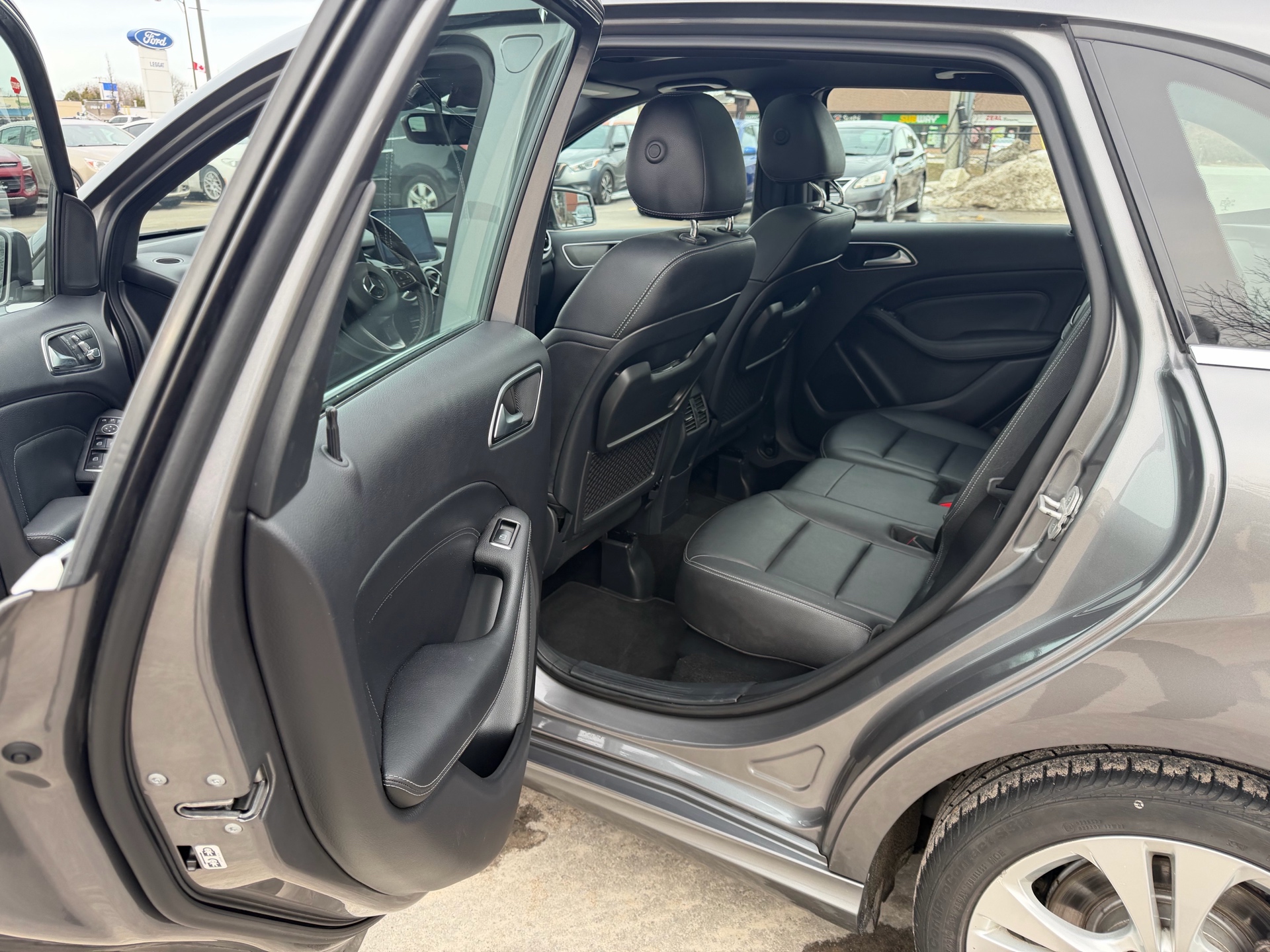 /carage/2017-Mercedes-Benz-B-Class-6967464962206675.jpg
