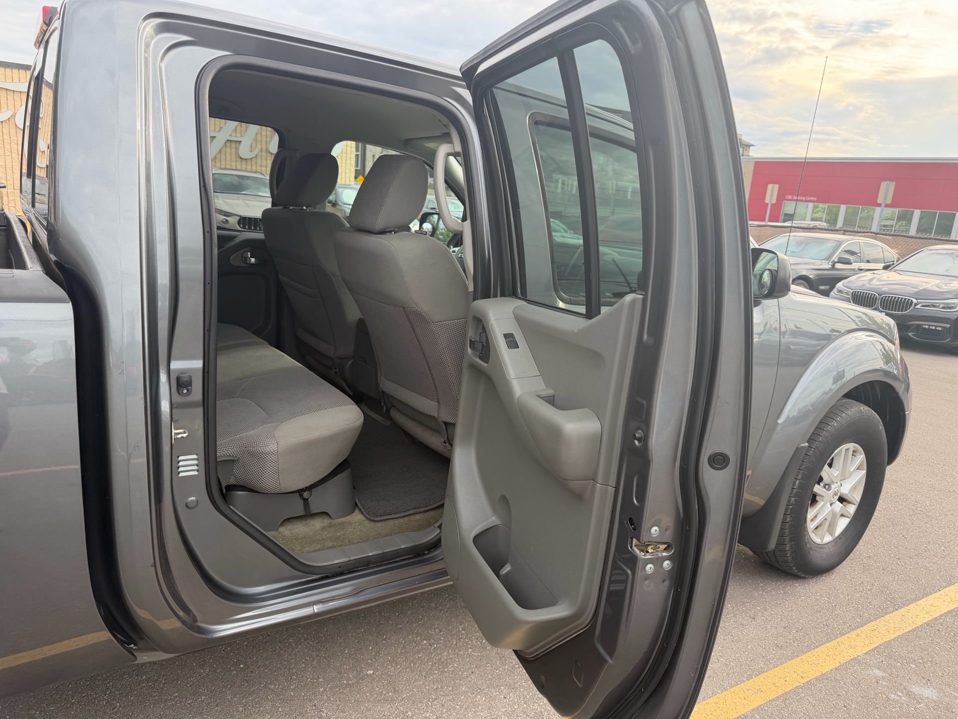 /carage/2017-Nissan-Frontier-5452511961037254.jpg